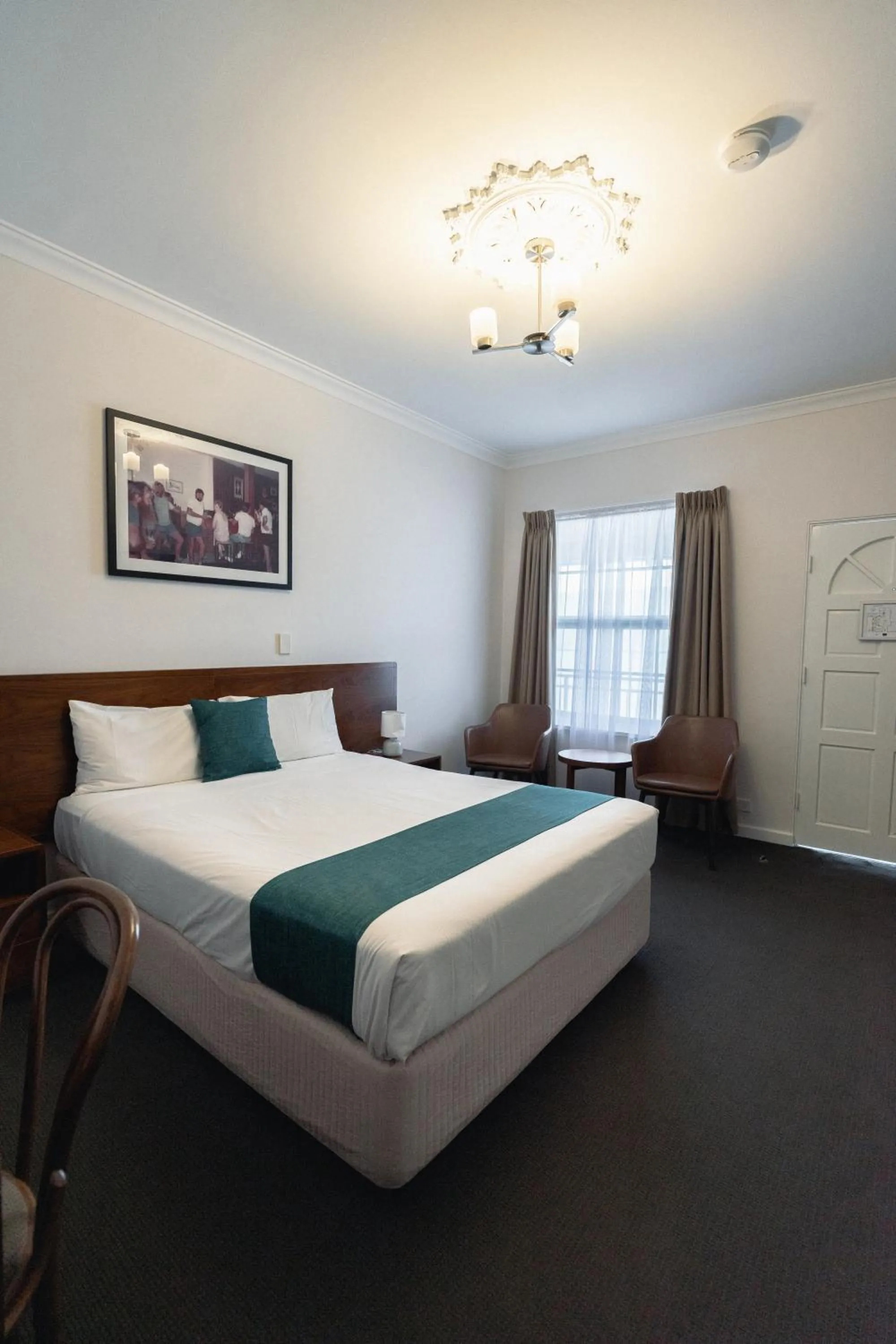 Bedroom, Bed in The Rose Hotel & Motel