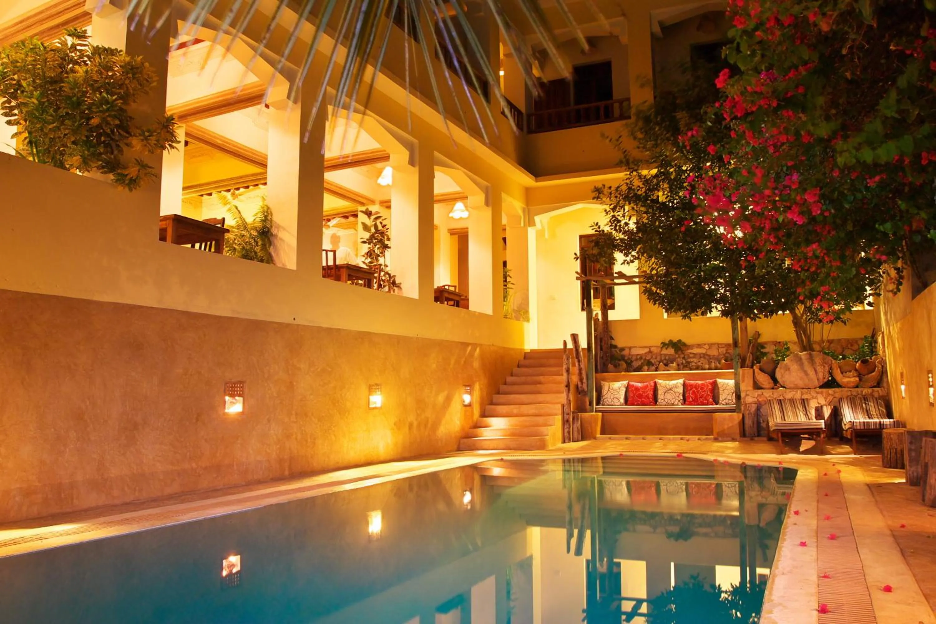 Swimming pool in Msafini Hotel