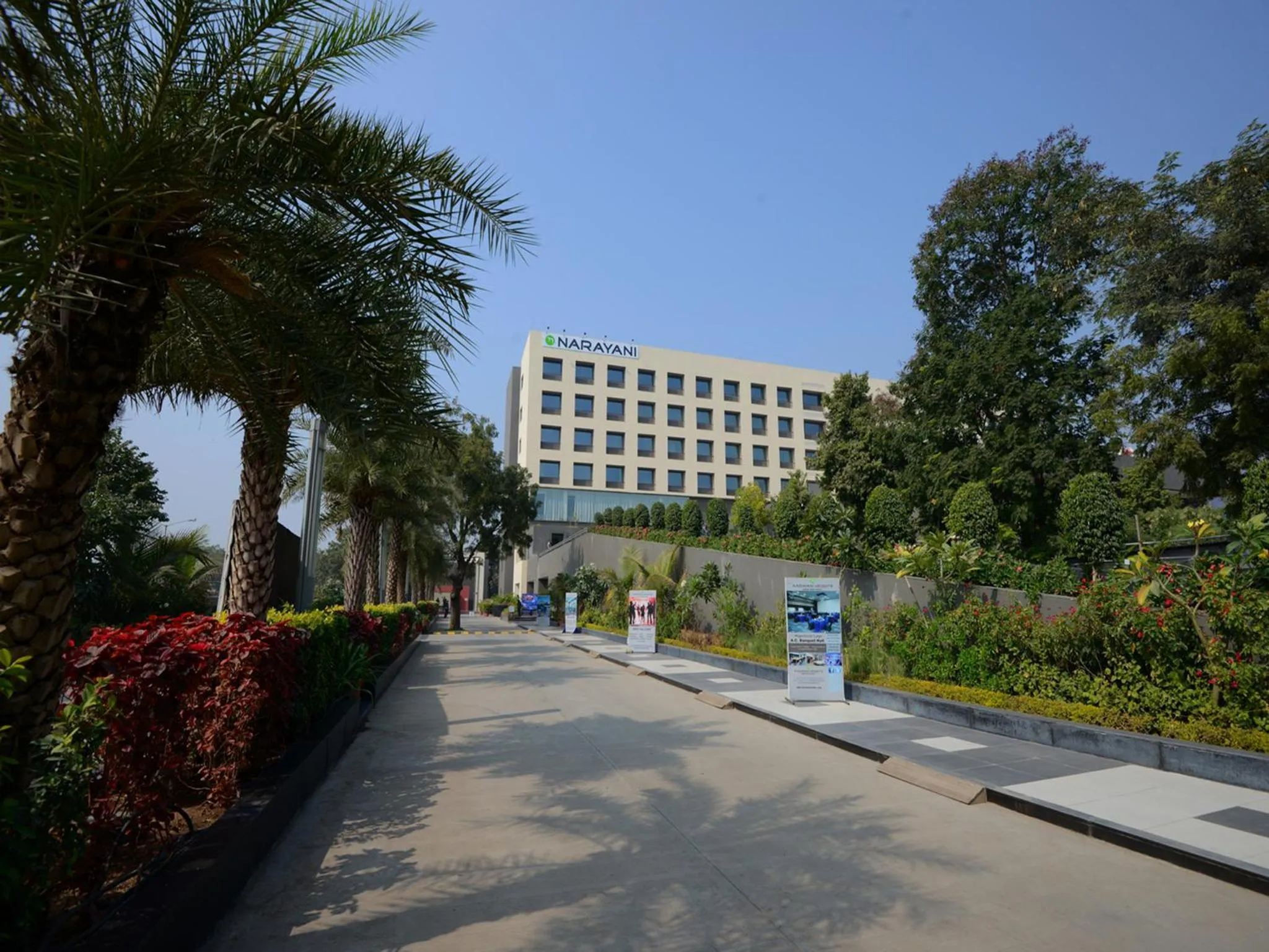 Facade/entrance in Narayani Heights Hotel & Resort
