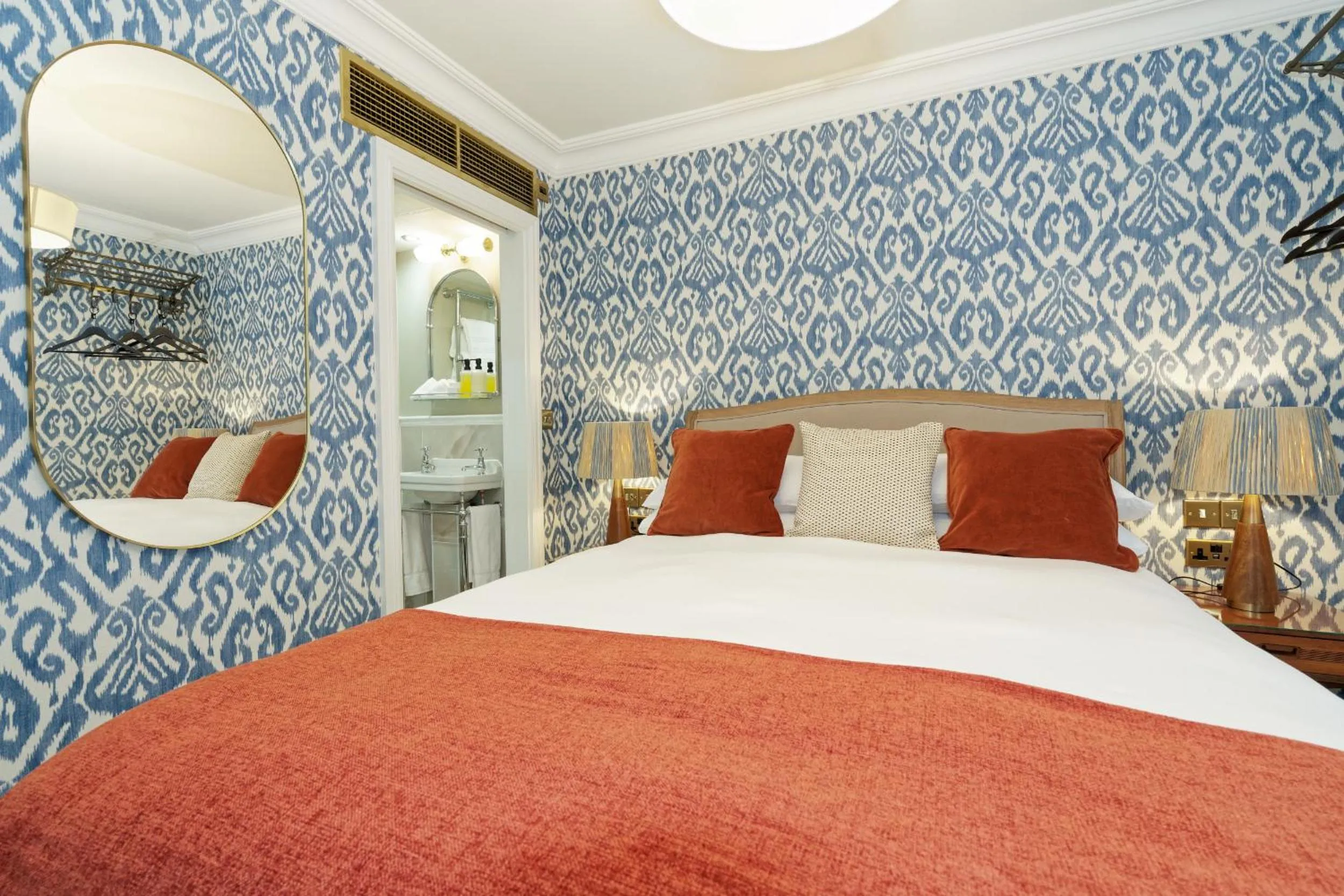 Bed in Old Town House, Margate