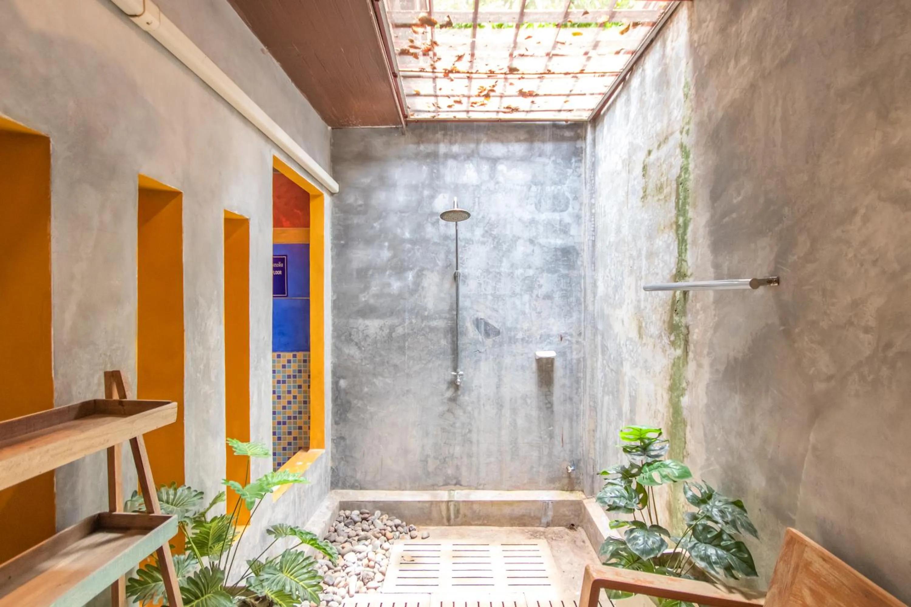 Shower in Namsai Resort Kanchanaburi