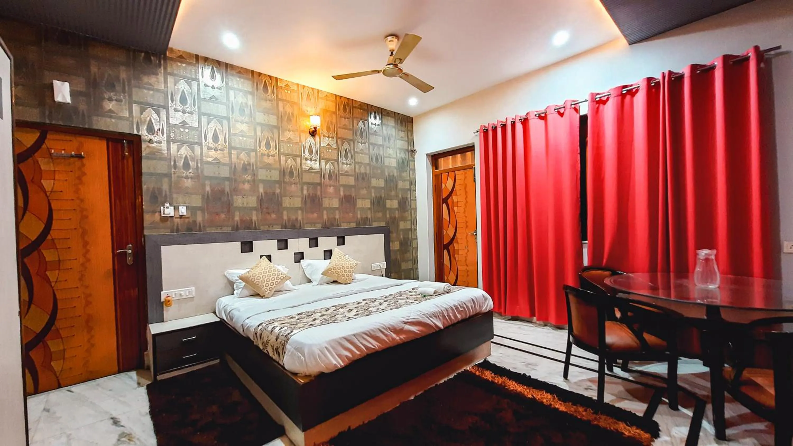 Bedroom in Hotel Rajyashree Palace
