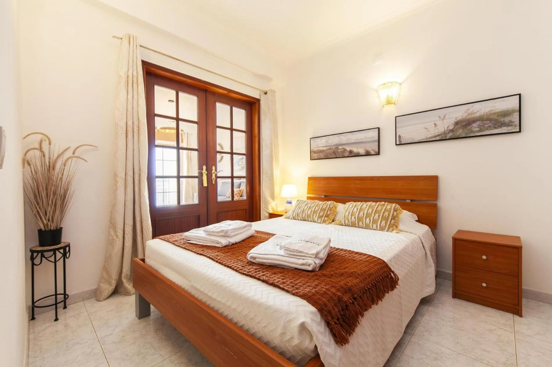 Floor plan, Bed in B37 - Central City Door Apartment