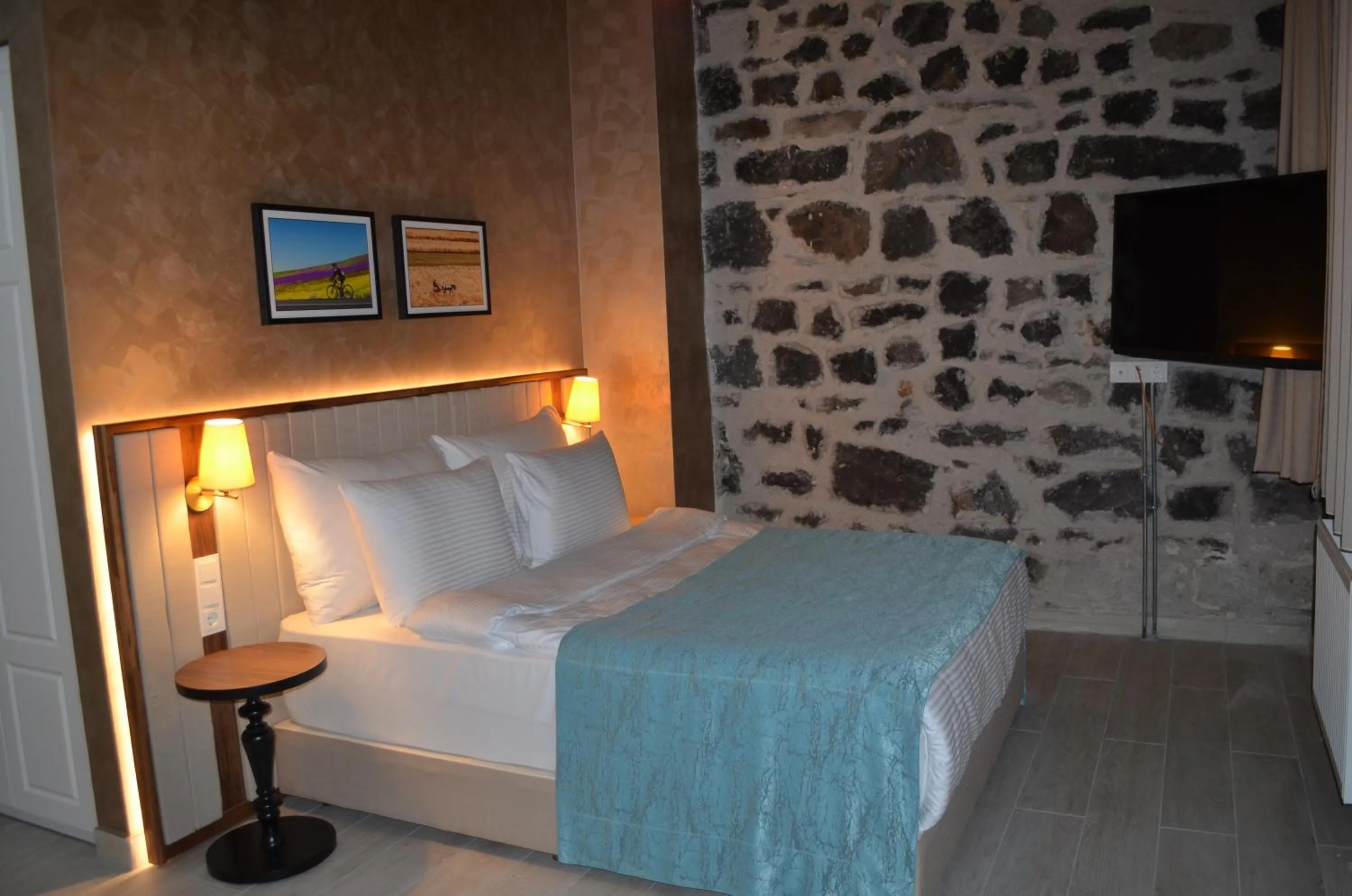 Bed in Qrista Managed by Dedeman