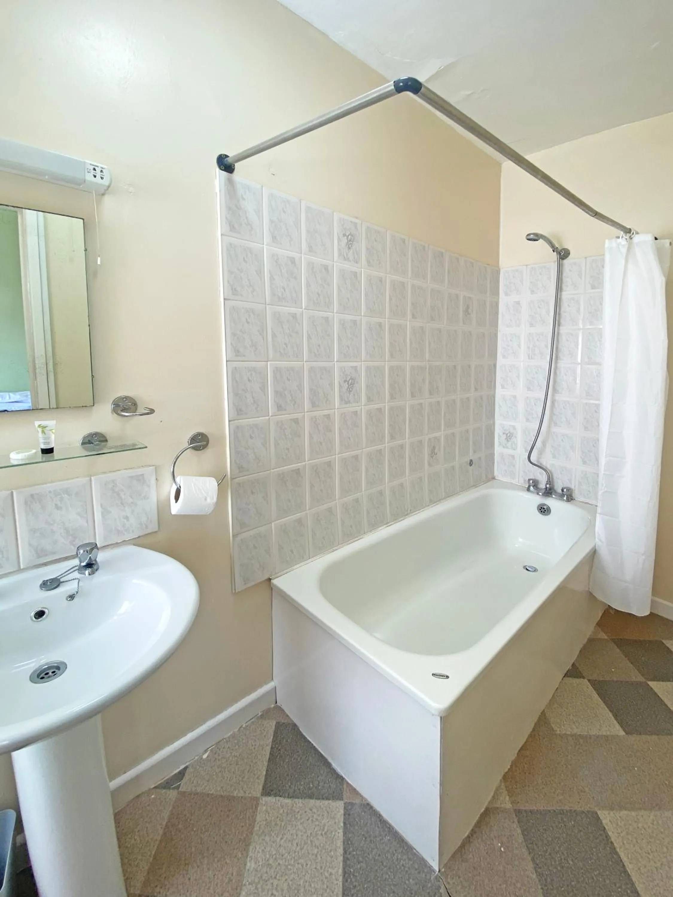 Bathroom in The J & S Hotel