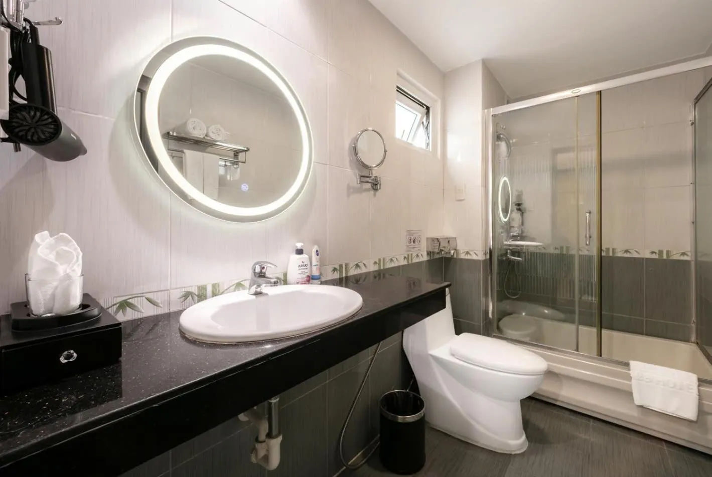 Bathroom in A25 Hotel - 12 Phố Huế