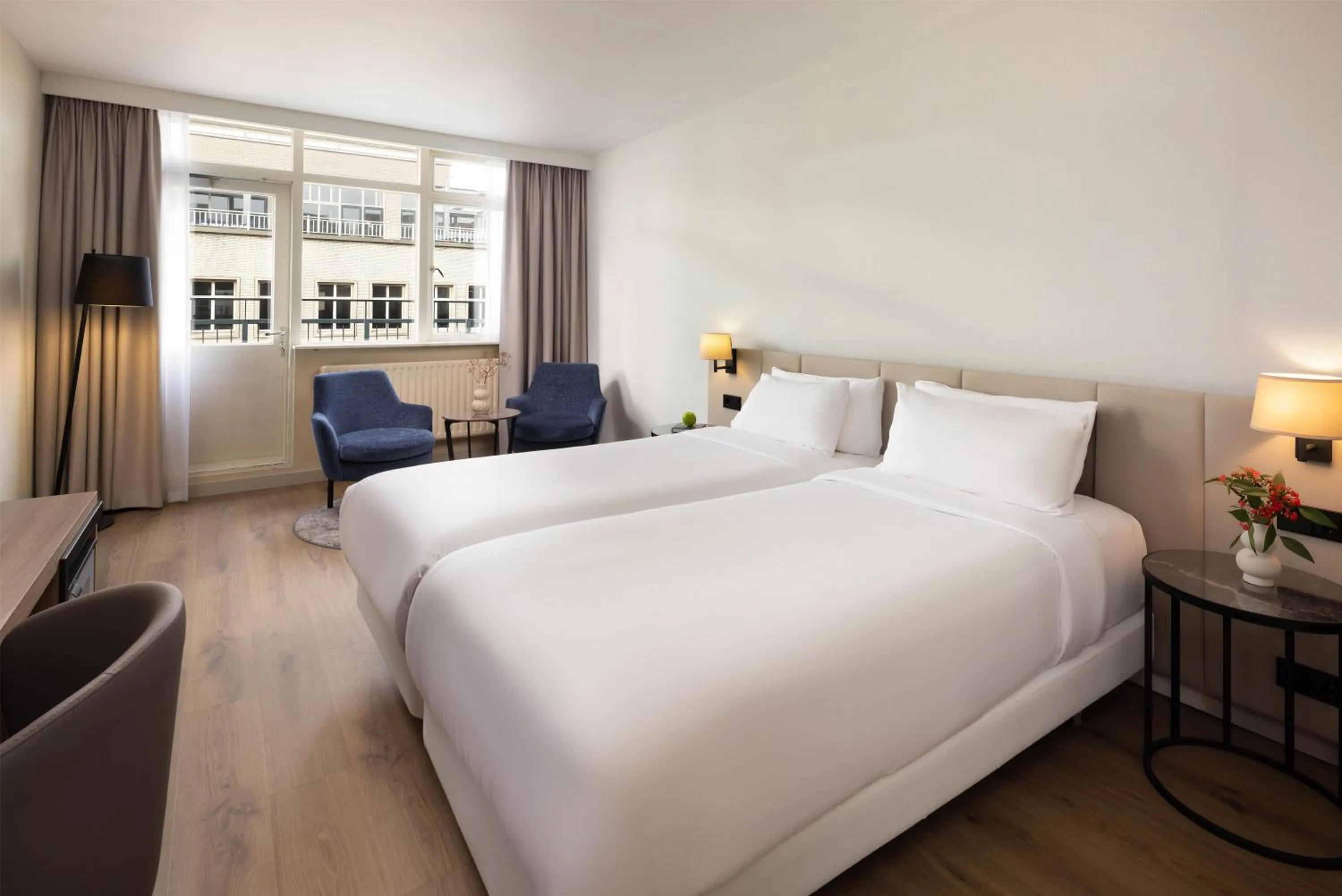 Bedroom, Bed in NH Atlanta Rotterdam Hotel