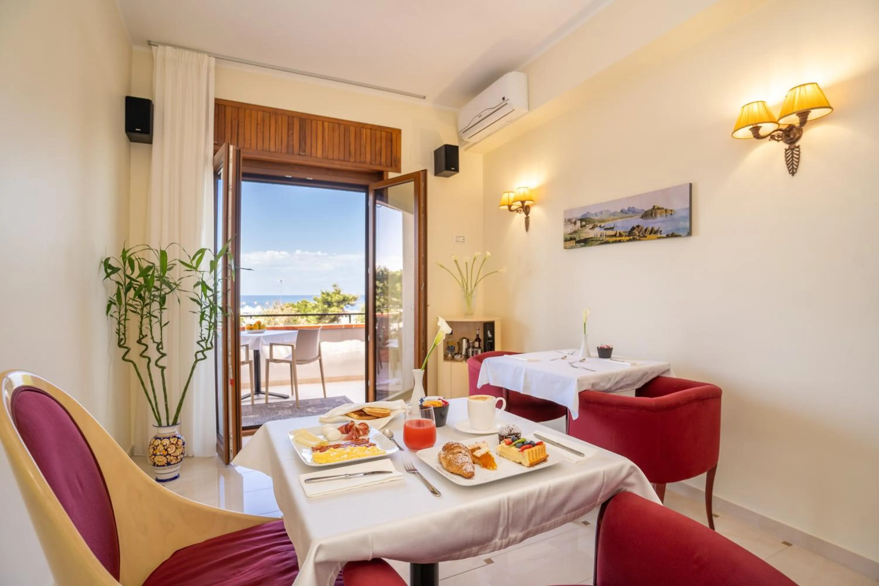 Breakfast in B&B Torre Talao