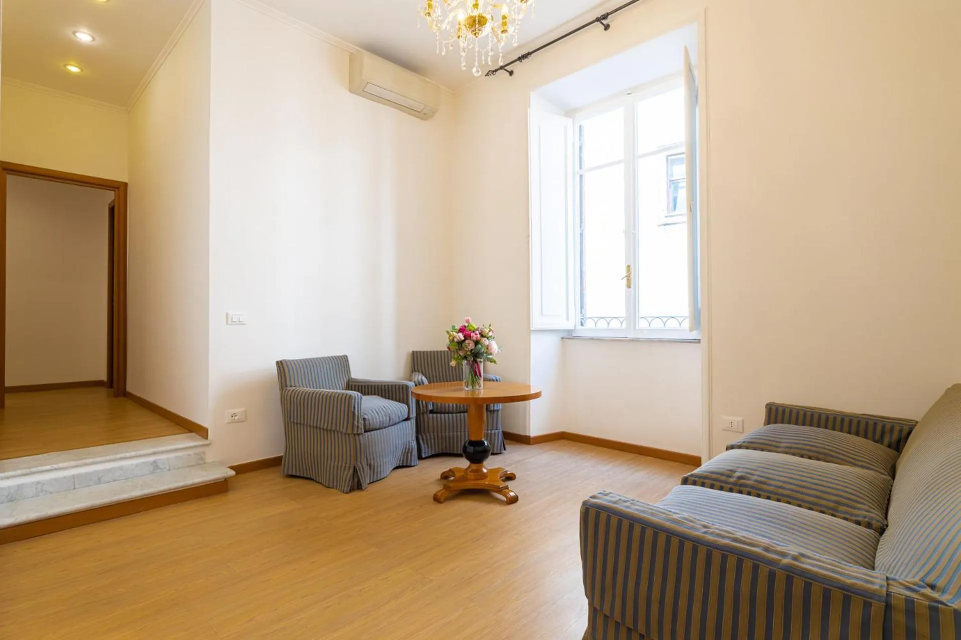 Seating area in La Maison Royale