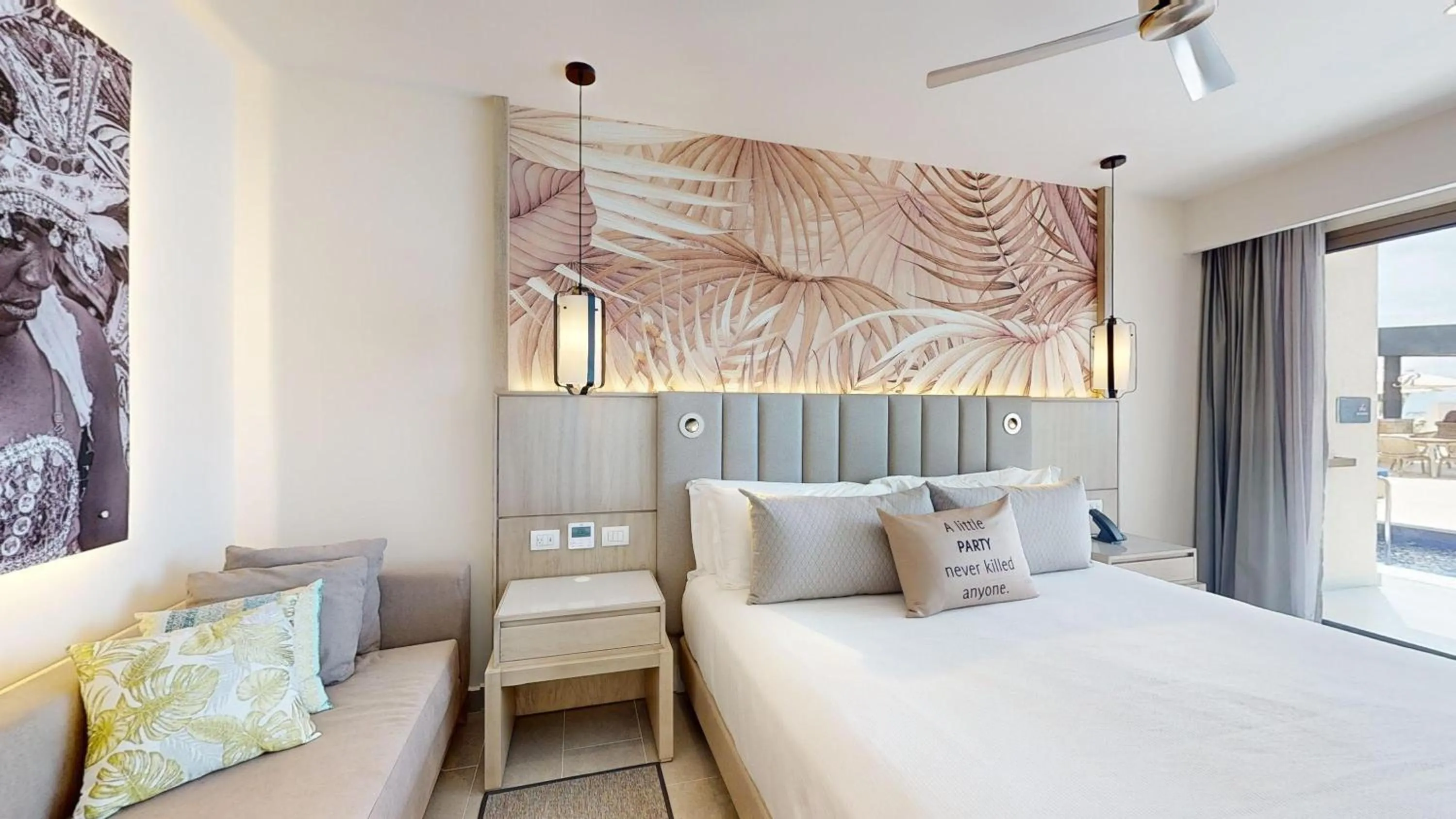 Bed in Royalton CHIC Antigua, An Autograph Collection All-Inclusive Resort - Adults Only