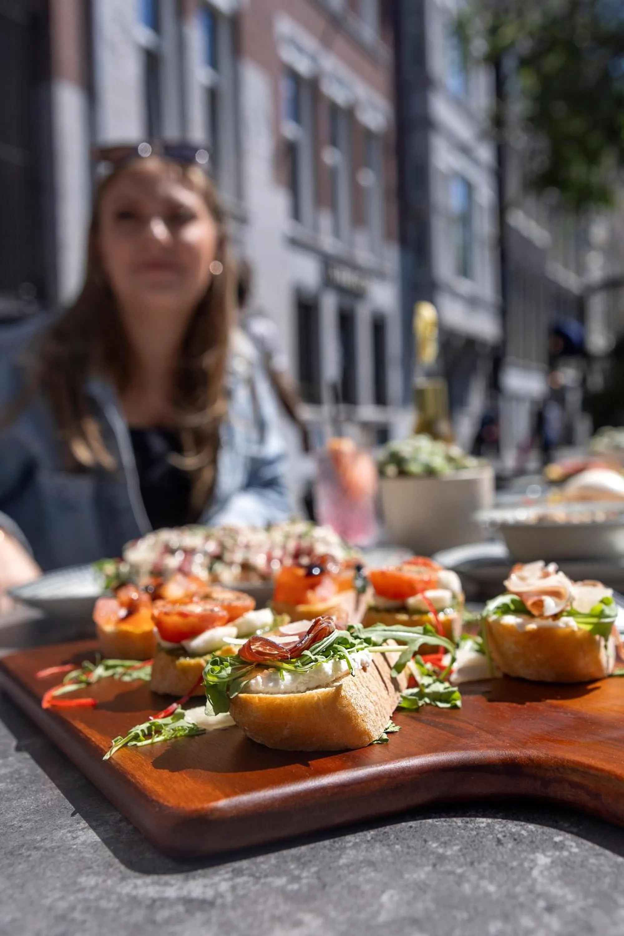 Food and drinks in Mister Highland Hotel