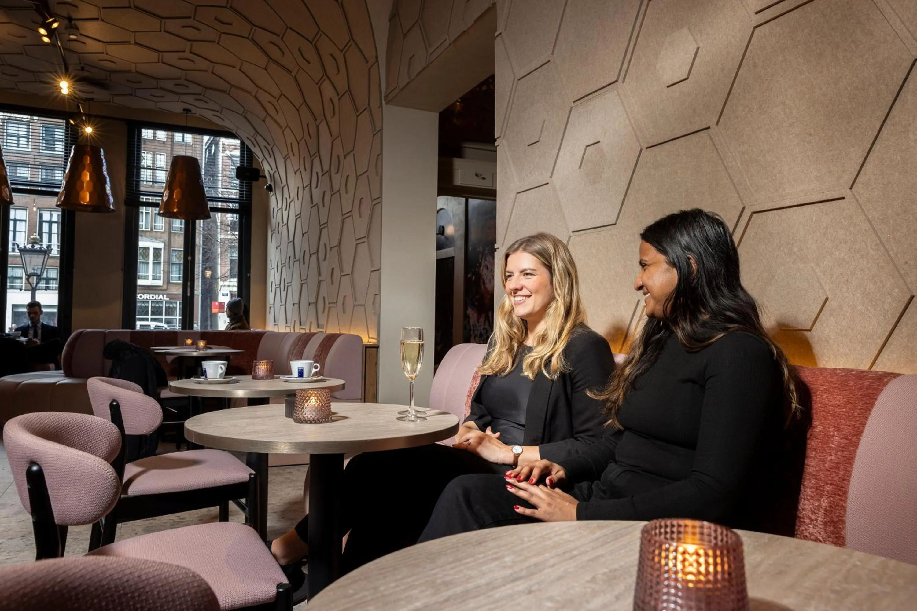 Lobby or reception in Mister Highland Hotel