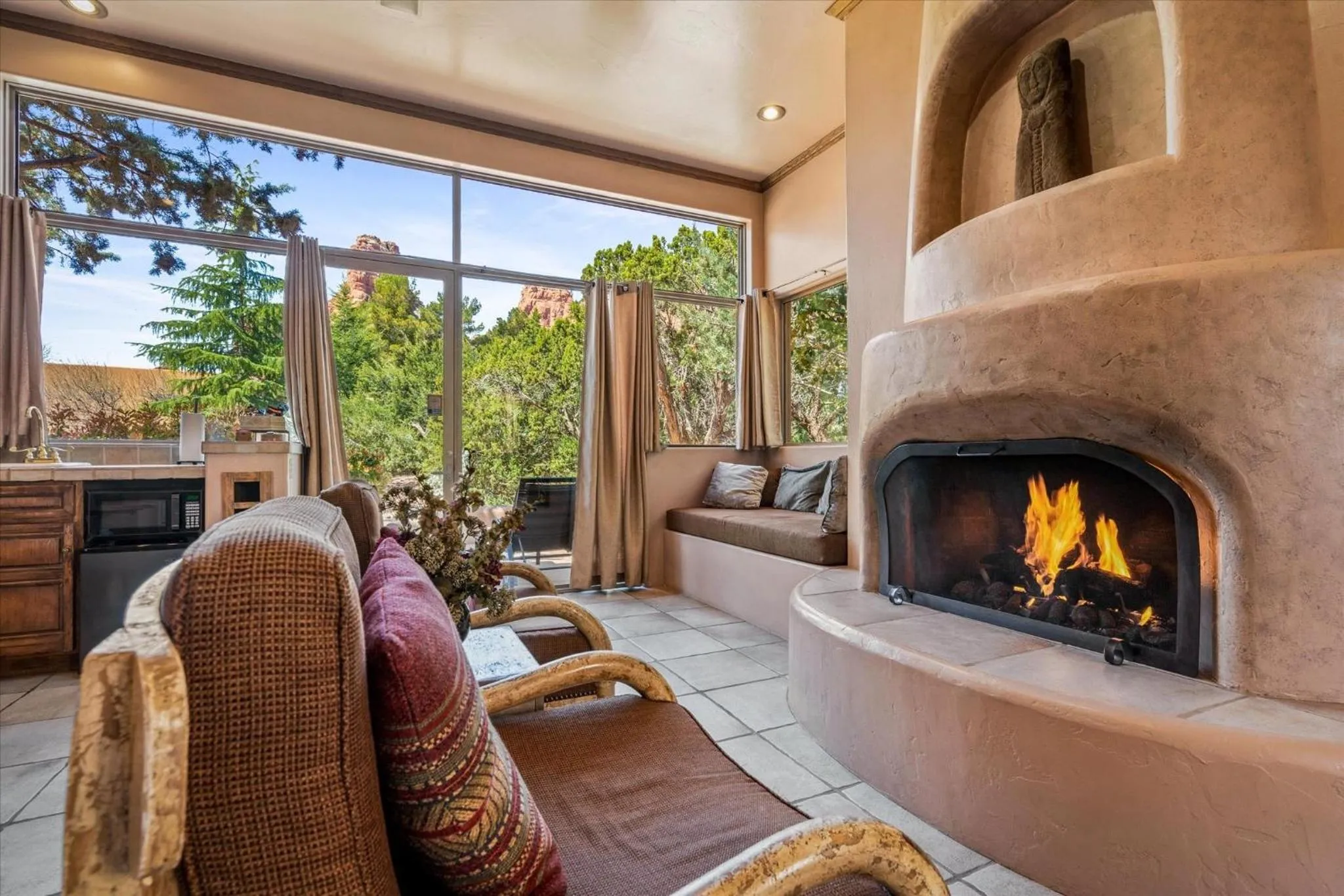 Living room in Adobe Village Inn Estate estate