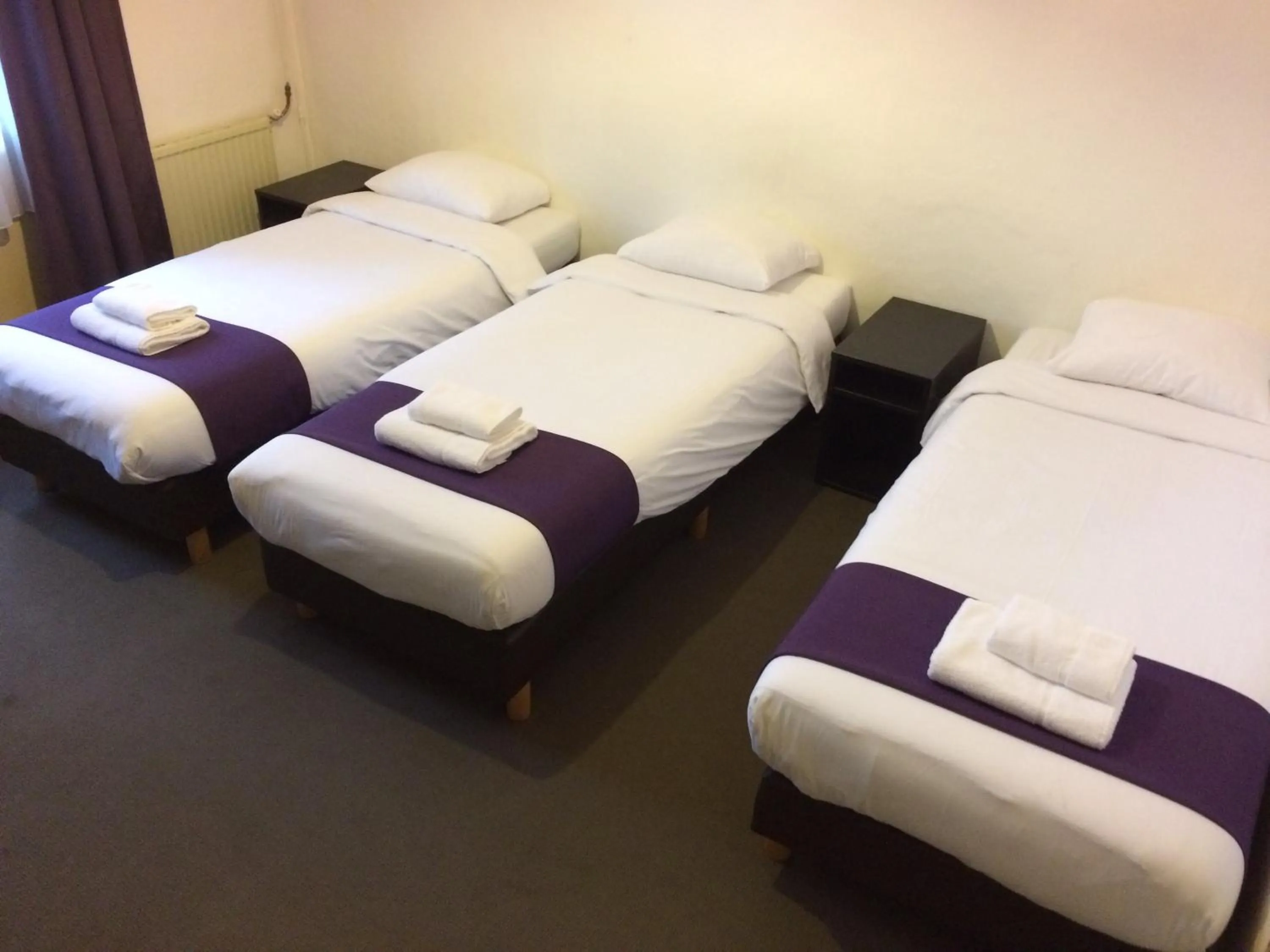 Bed in Hotel Bellington