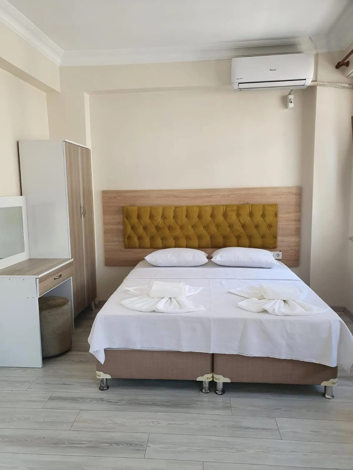 Bedroom, Bed in Halil Bey Konağı