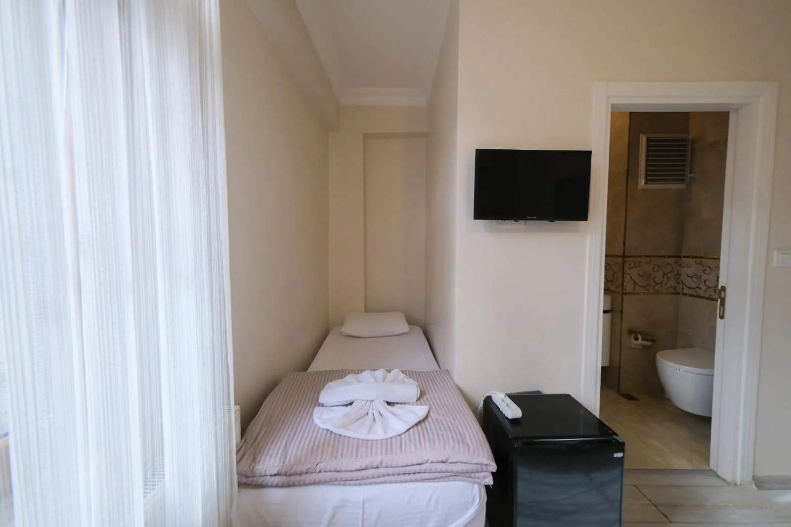 Bed in Halil Bey Konağı