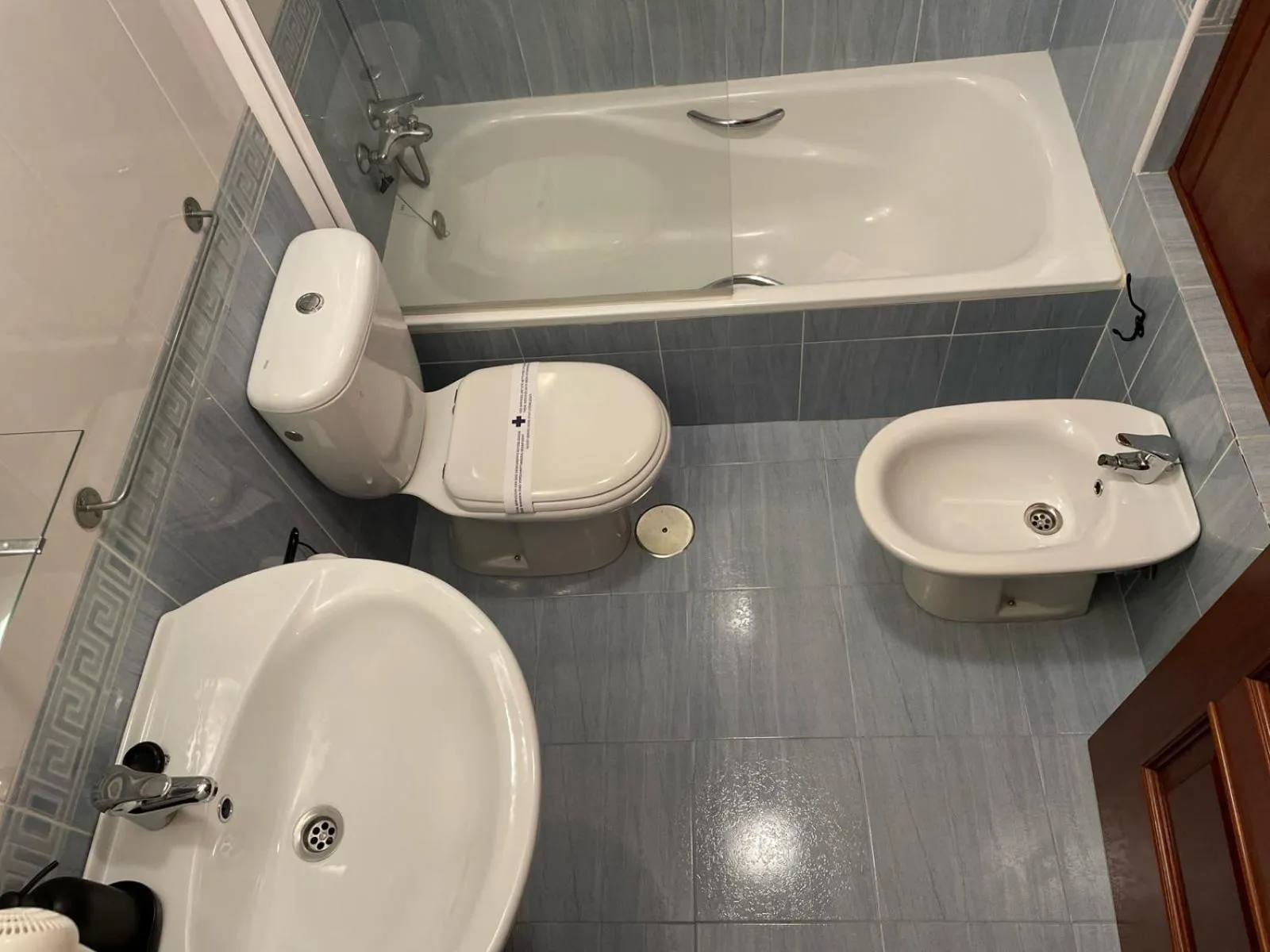 Shower in Cies Suitel López de Neira 28 - Love your Stay