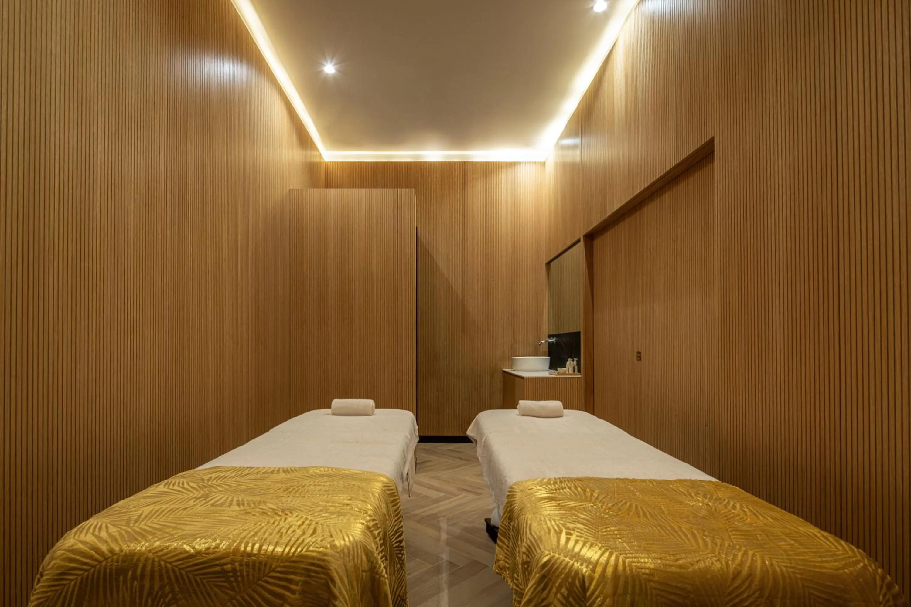 Massage, Bed in MS Collection Aveiro - Palacete Valdemouro