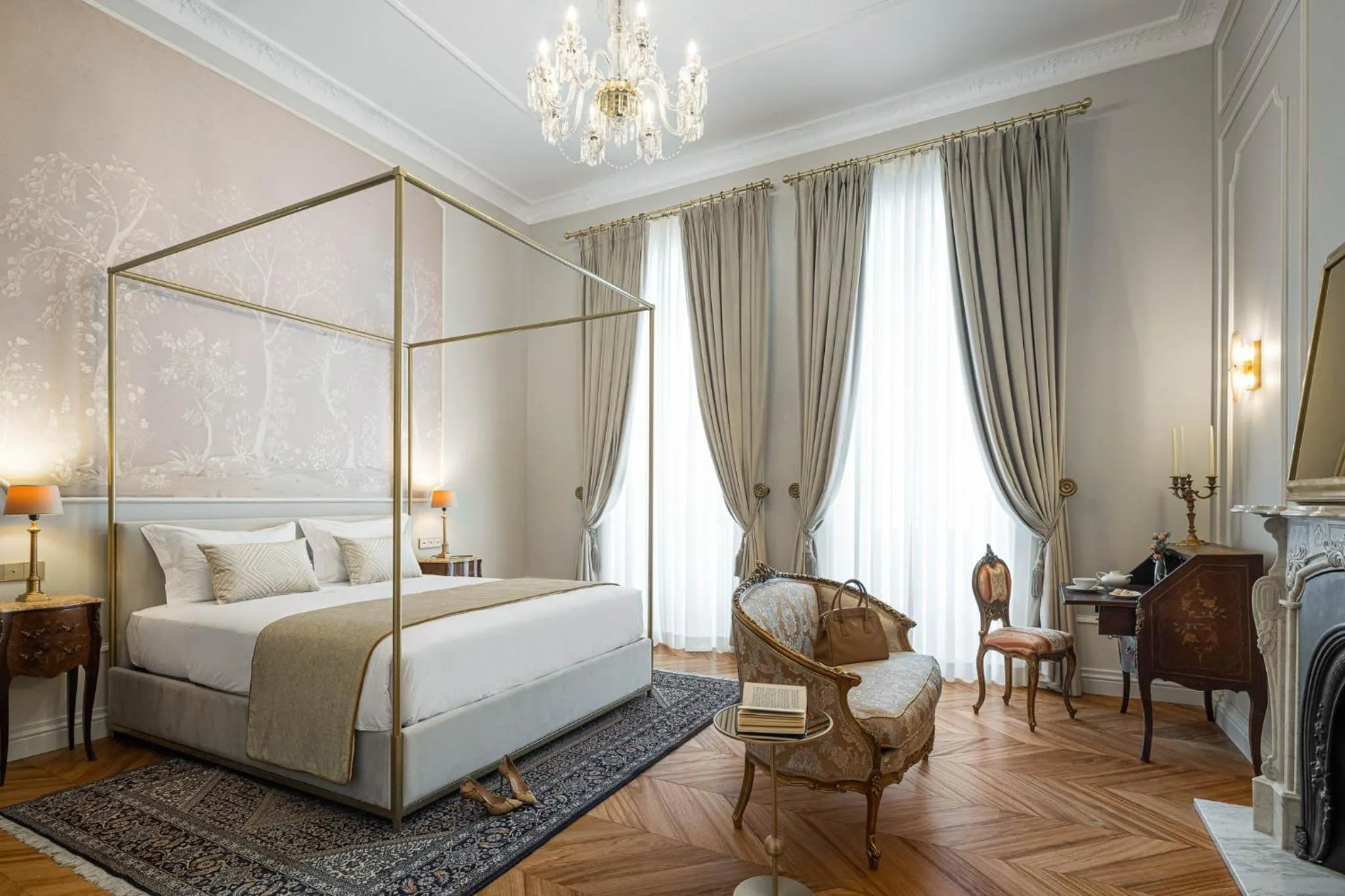 Seating area, Bed in MS Collection Aveiro - Palacete Valdemouro