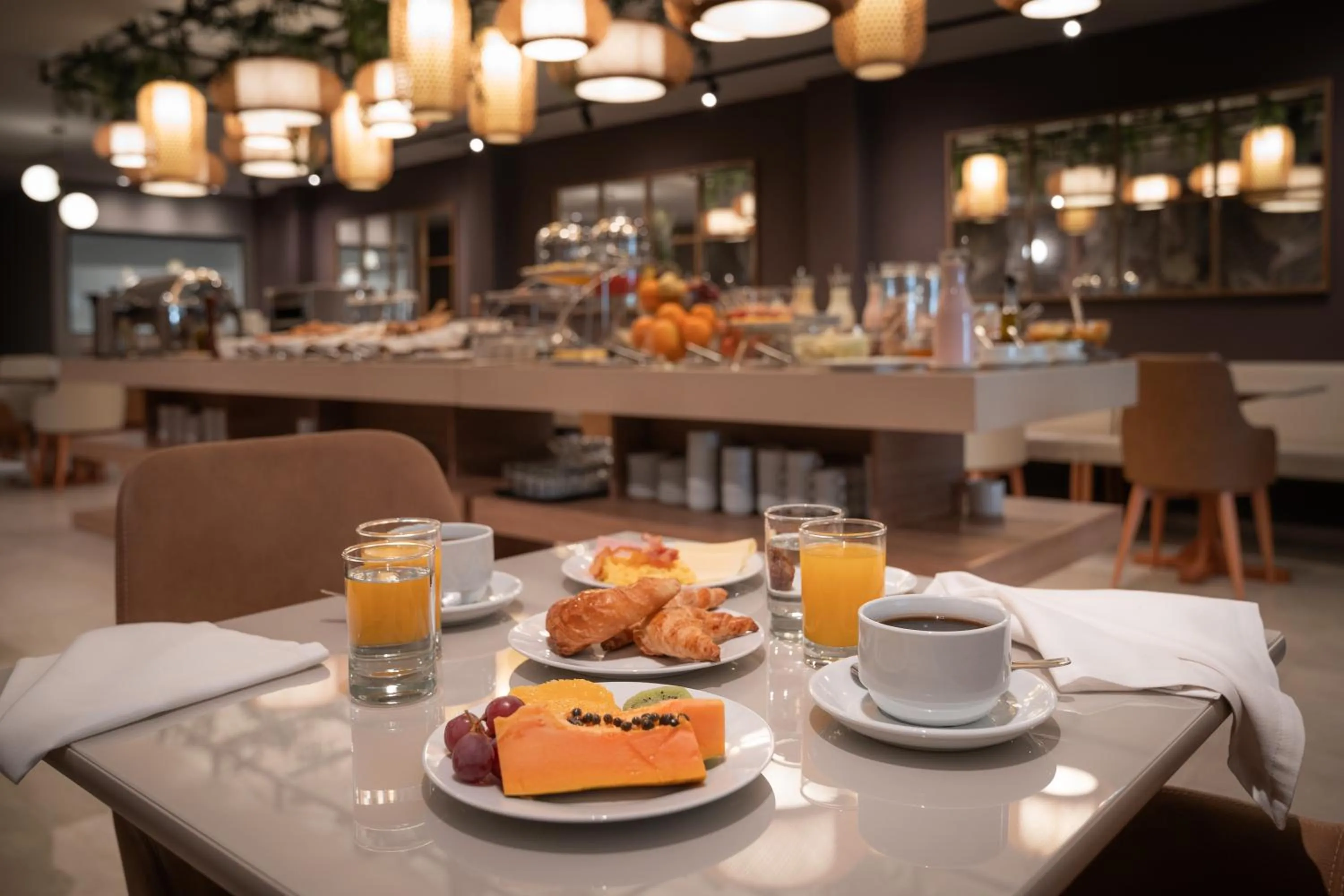 Restaurant/places to eat in Like Design Hotel Rivera