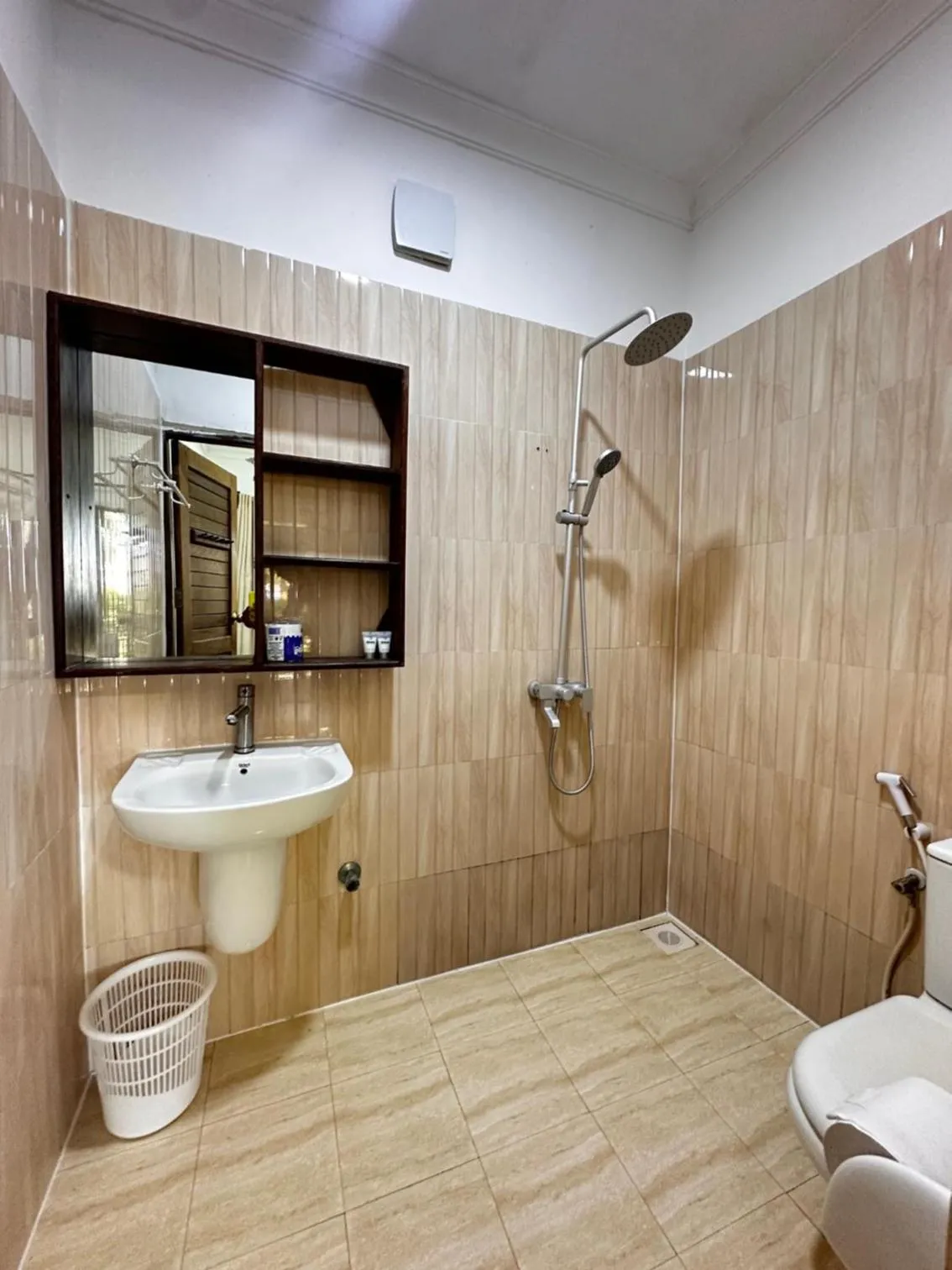 Moayana Liora Zanzibar