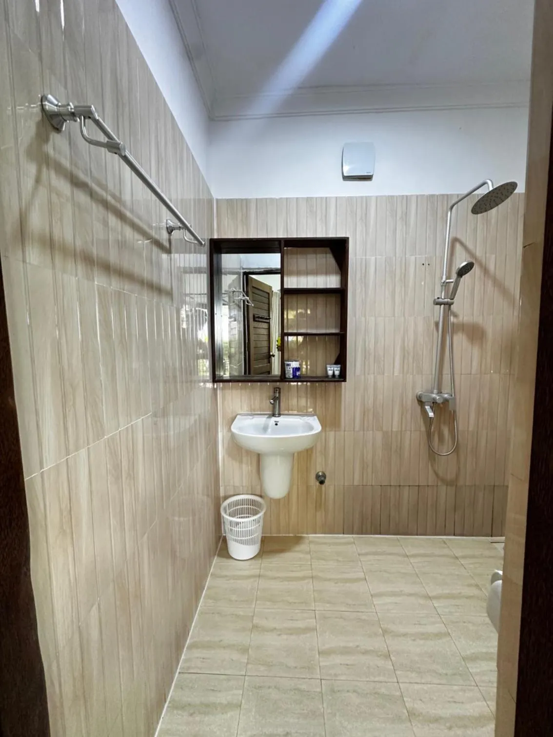 Moayana Liora Zanzibar