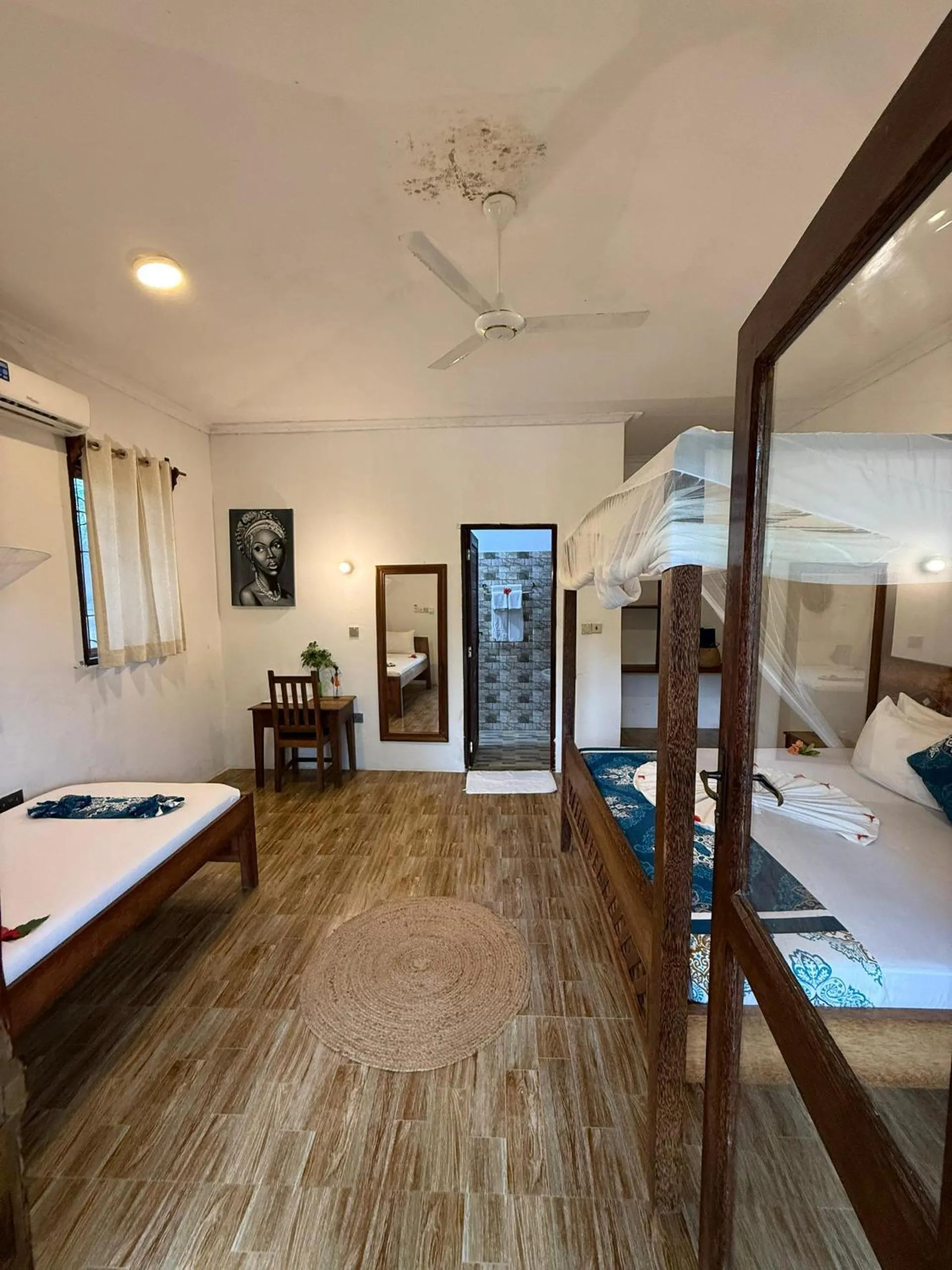 Property building, Bed in Moayana Liora Zanzibar