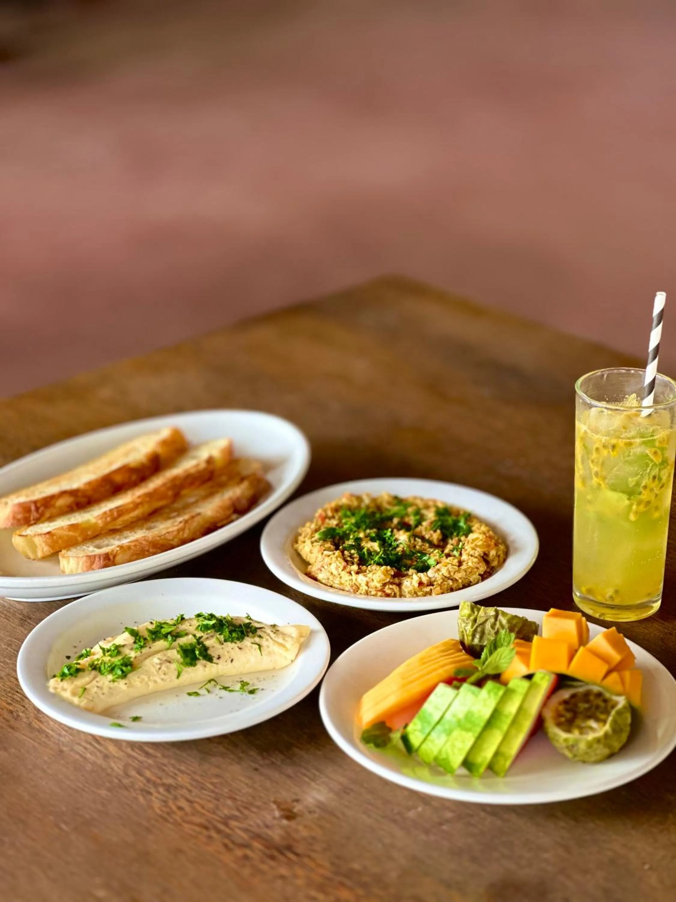 Restaurant/places to eat in Moayana Liora Zanzibar