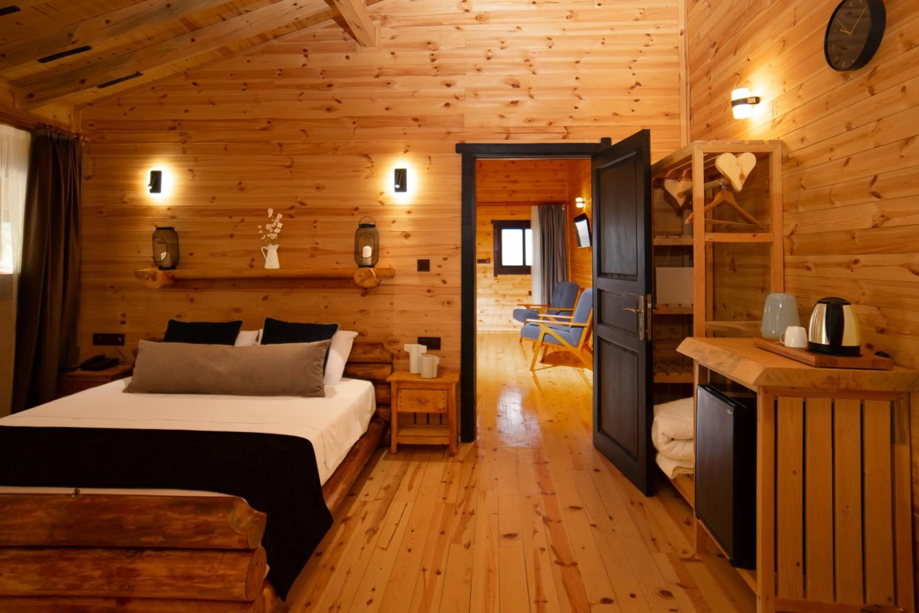 Bed in MUKHA ORMANLI