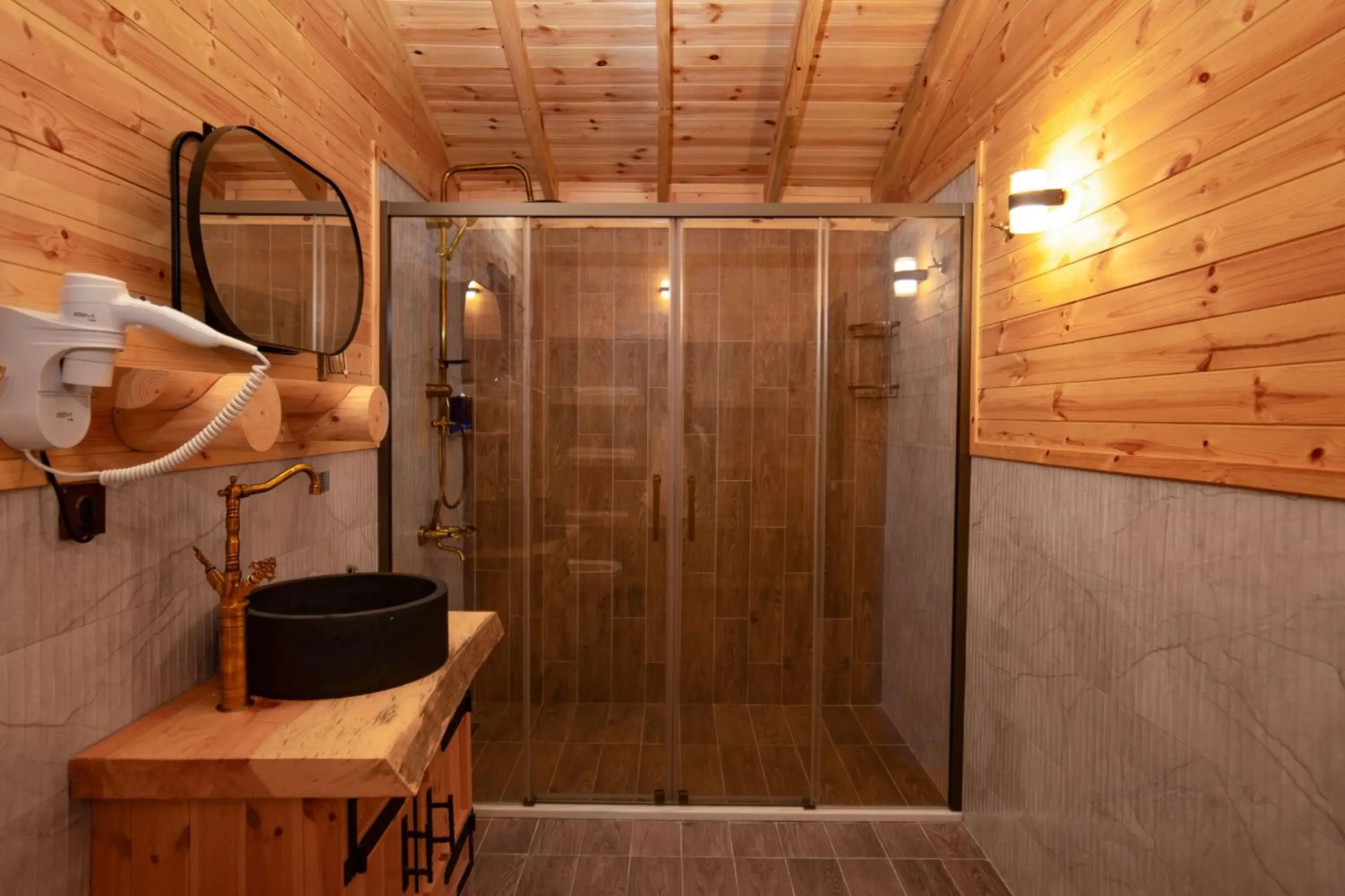 Two-Bedroom Chalet in MUKHA ORMANLI Two-Bedroom Chalet in MUKHA ORMANLI