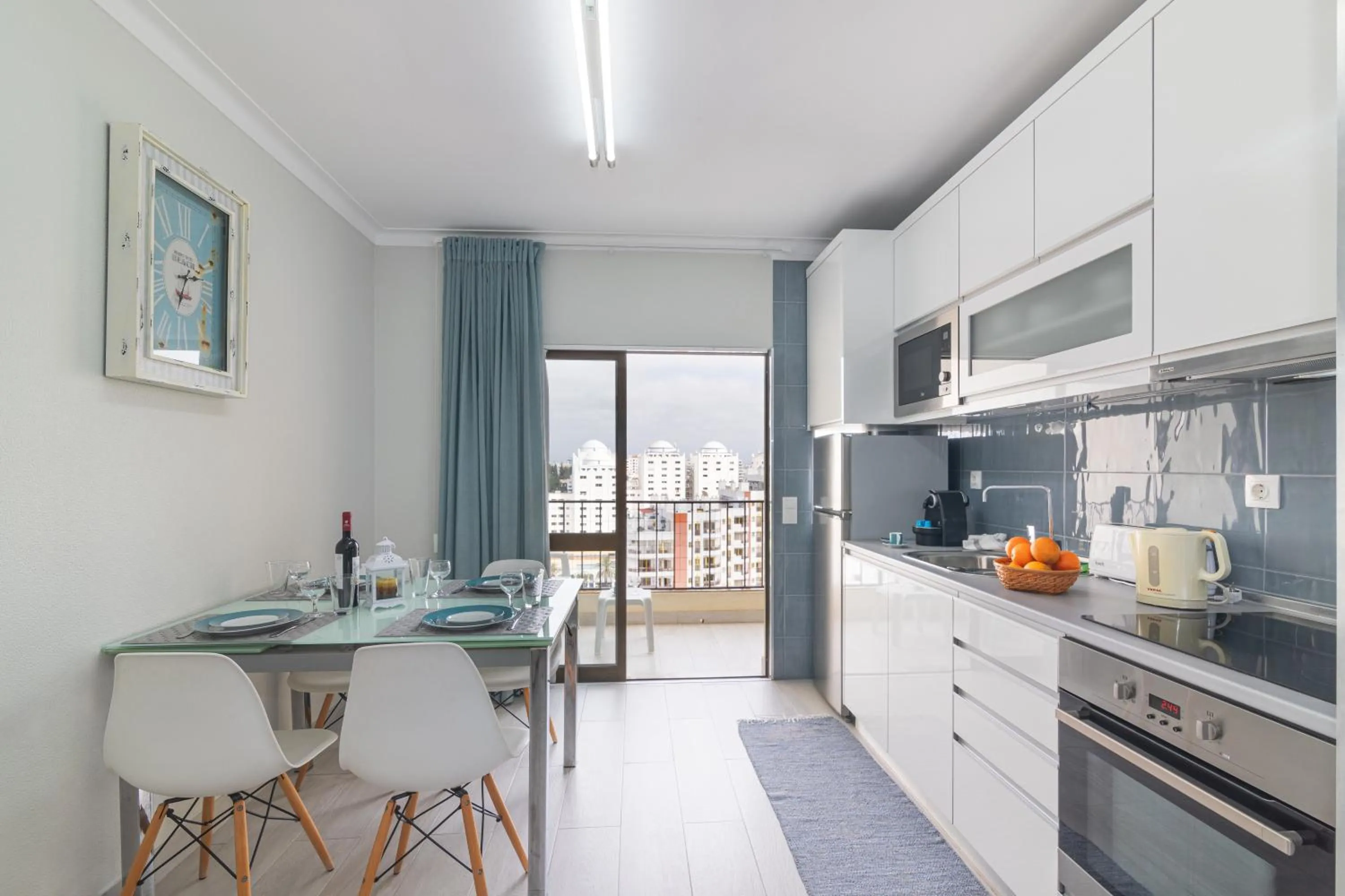 Kitchen or kitchenette in Cruzeiro - Silhueta Citadina