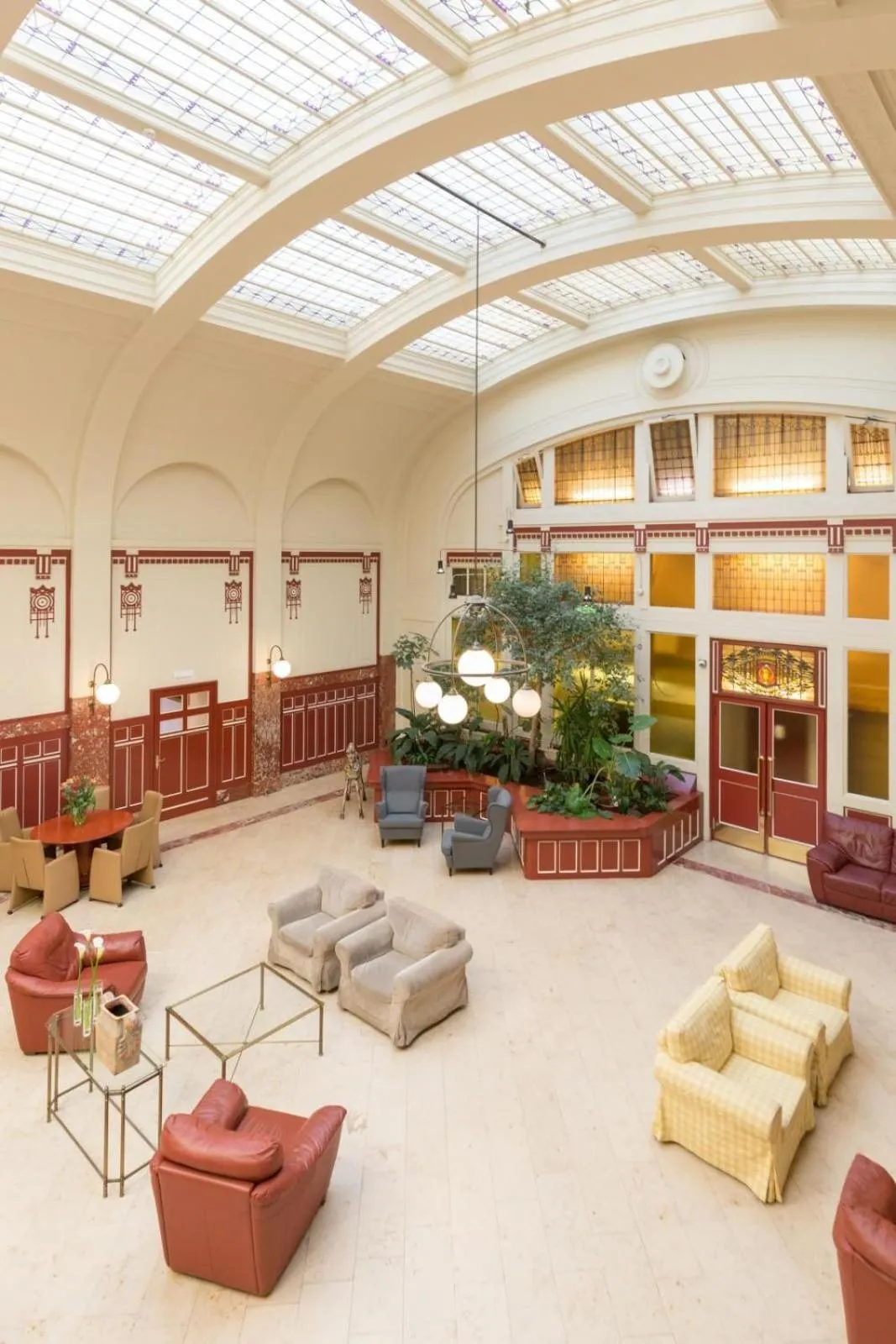 Lobby or reception in Rho Hotel