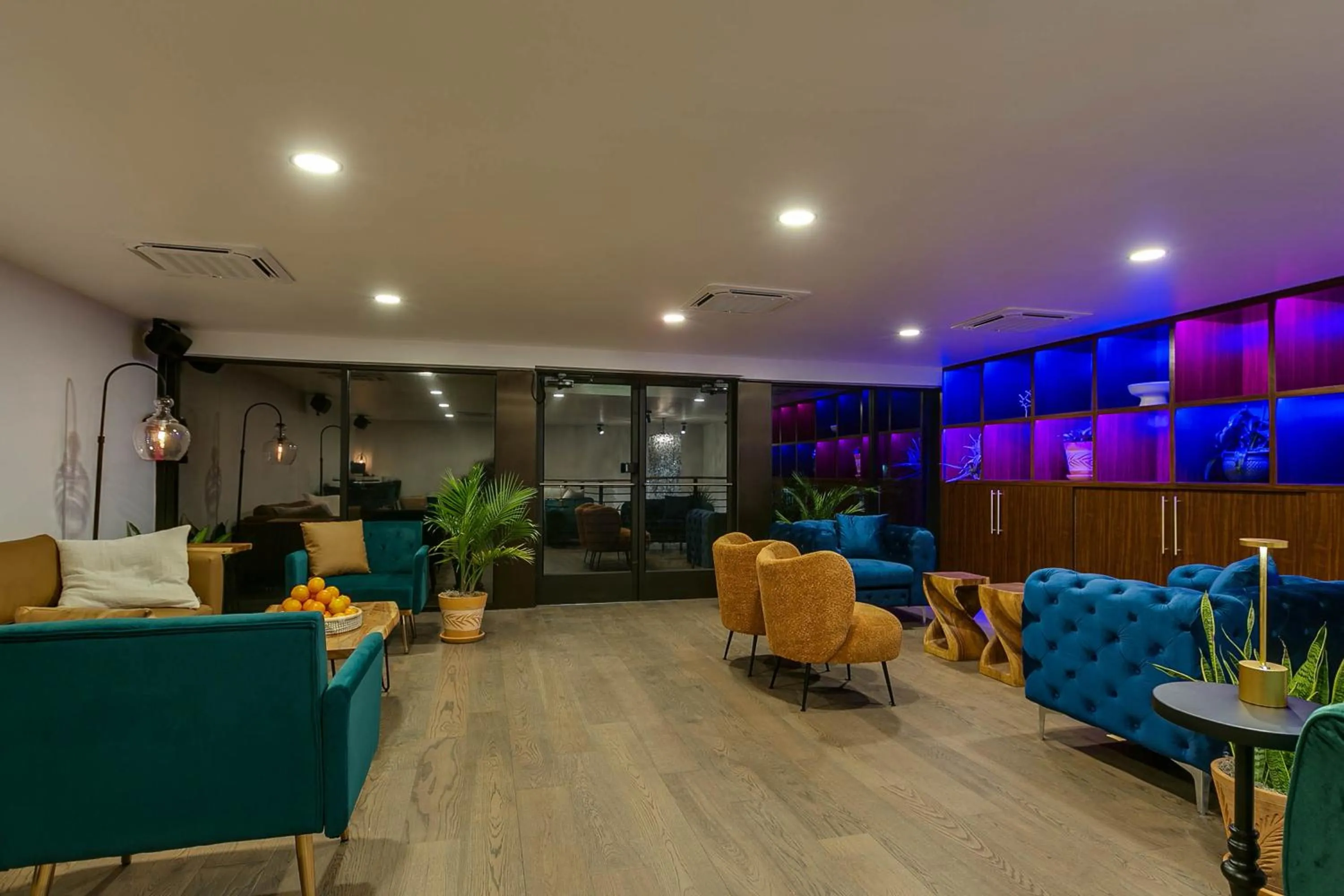 Communal lounge/ TV room in Angoria Hotel