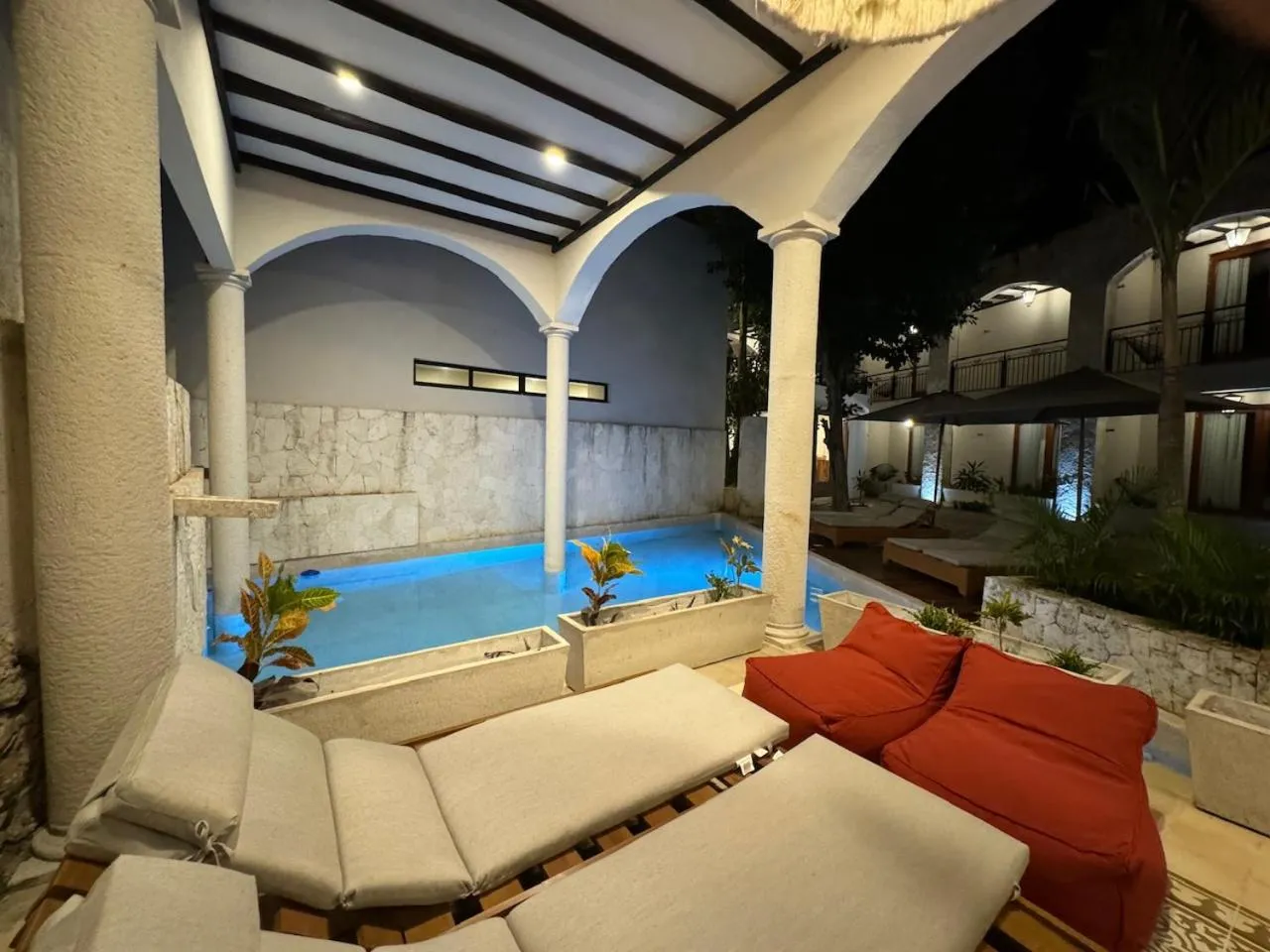 Swimming pool in Frater Yucatán Hotel