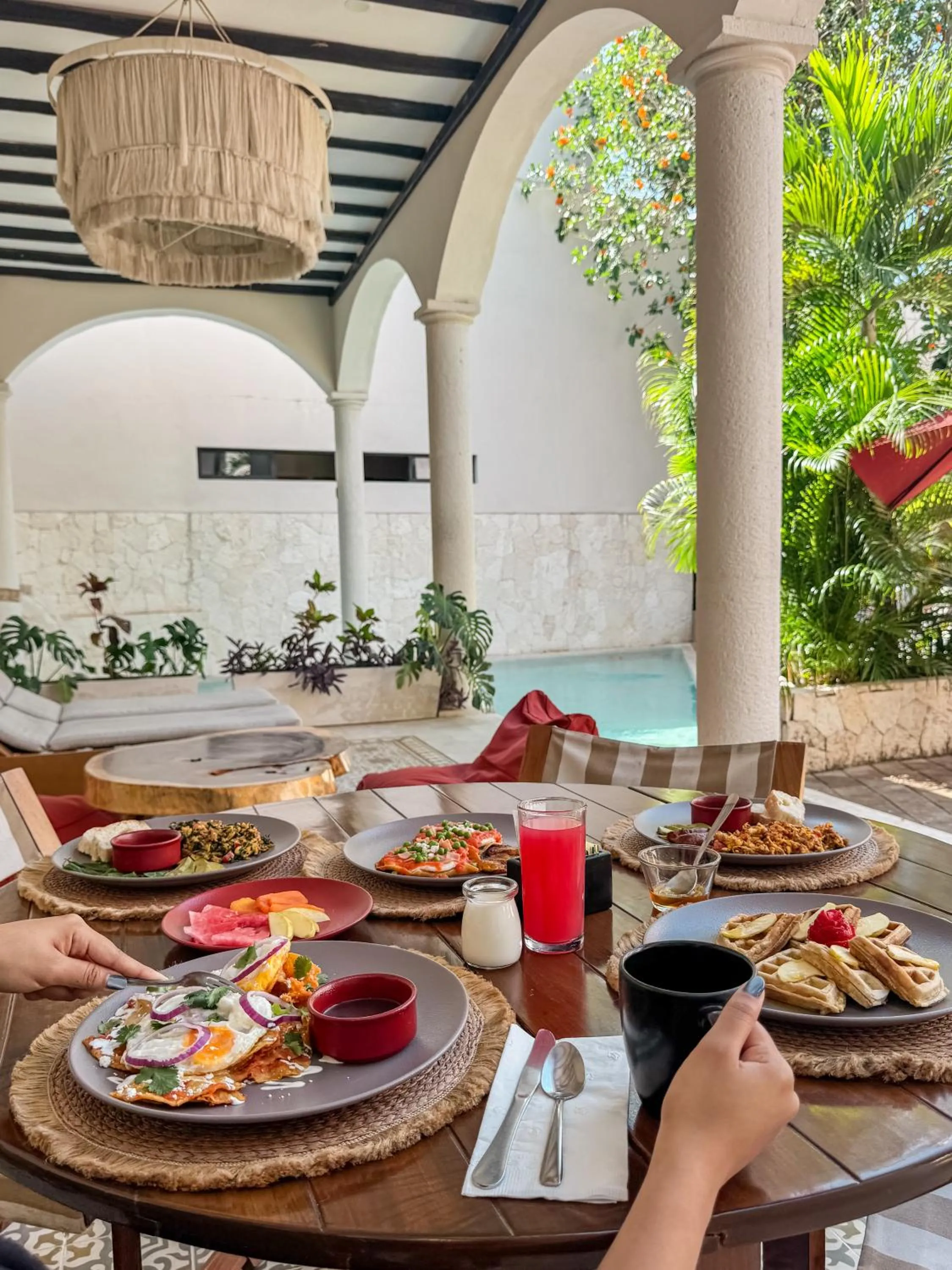 Breakfast in Frater Yucatán Hotel
