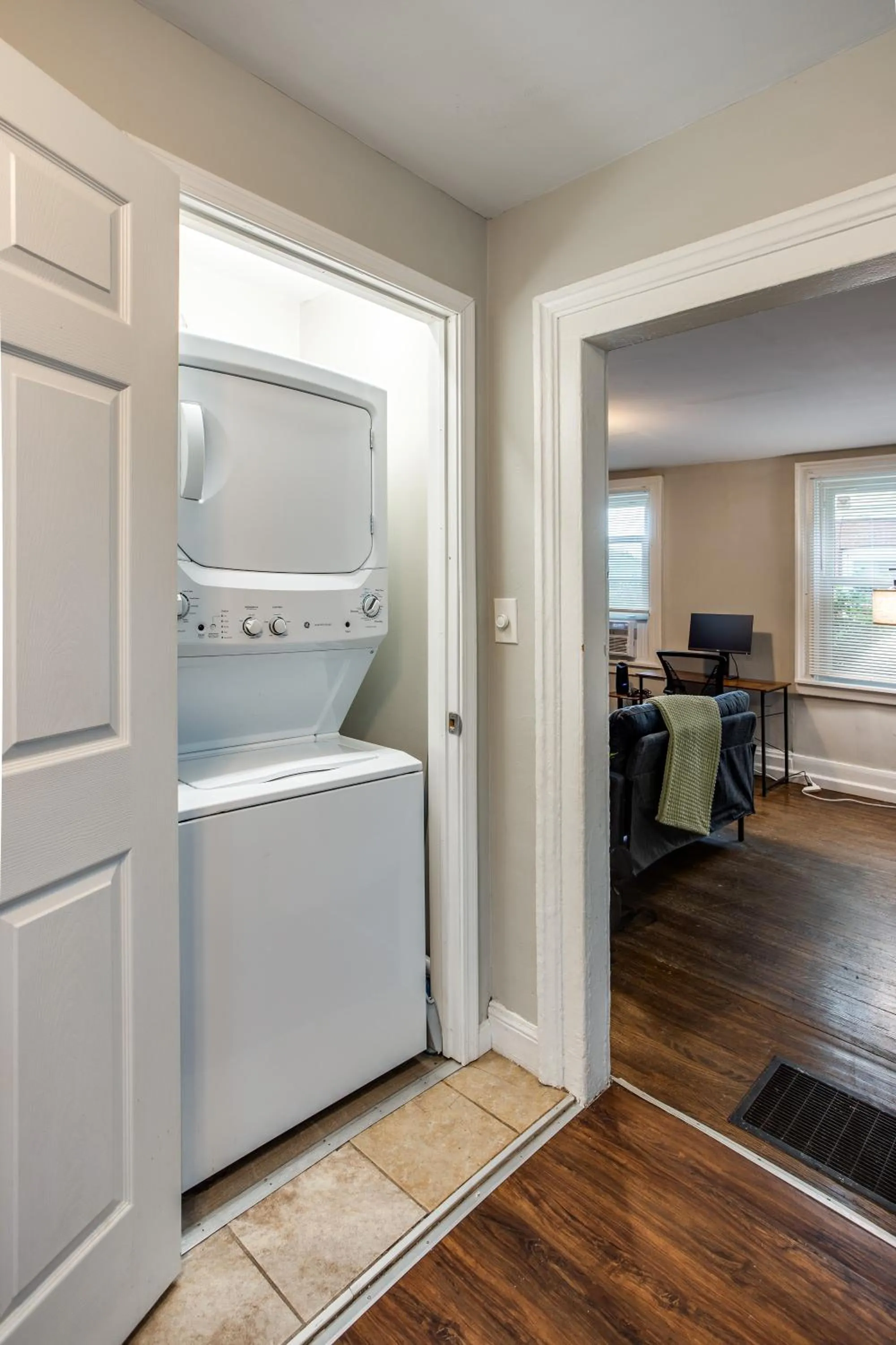 3BR Home with In-Unit Laundry, Parking, Sound Bar