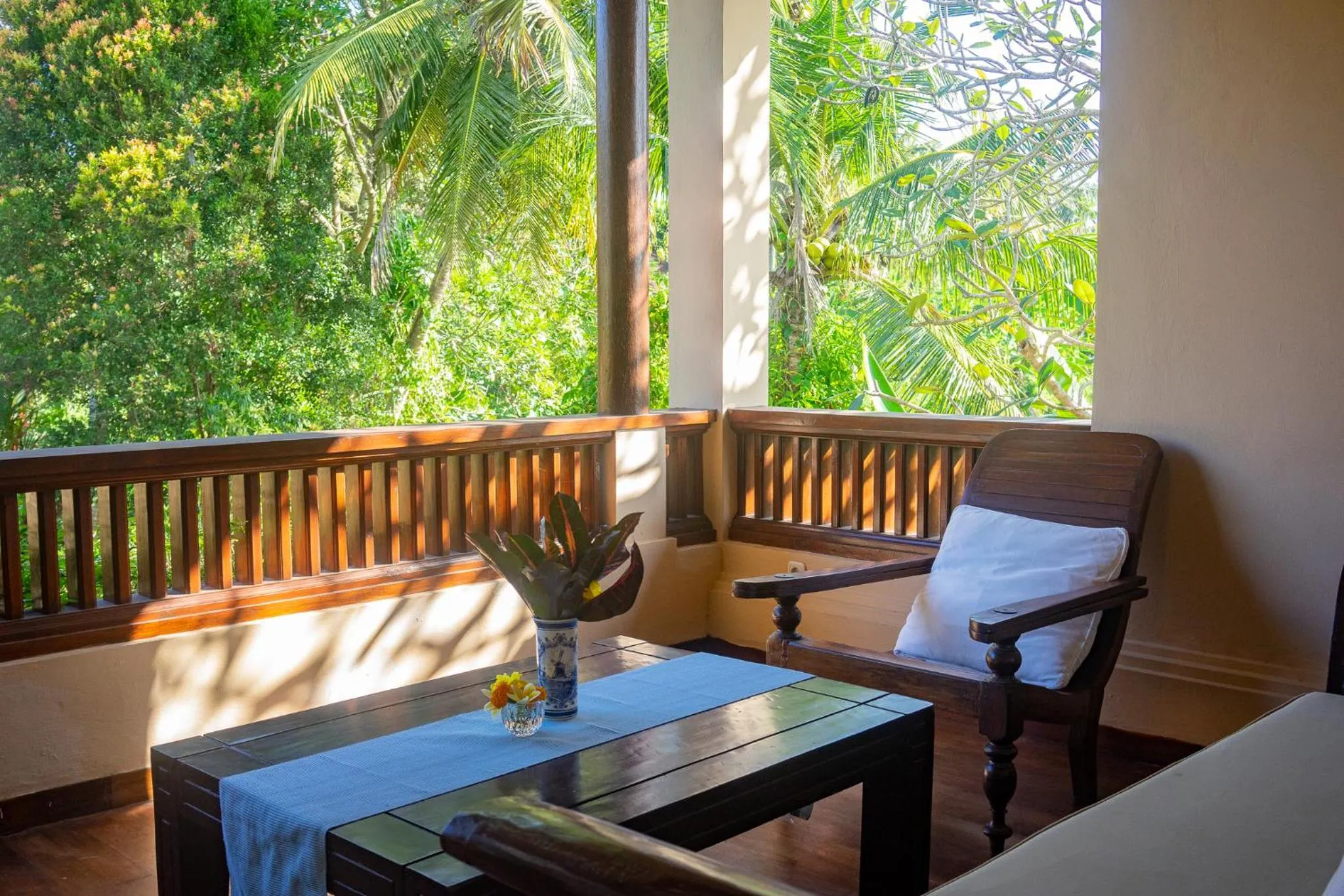 Balcony/Terrace in RUNA House Of Design