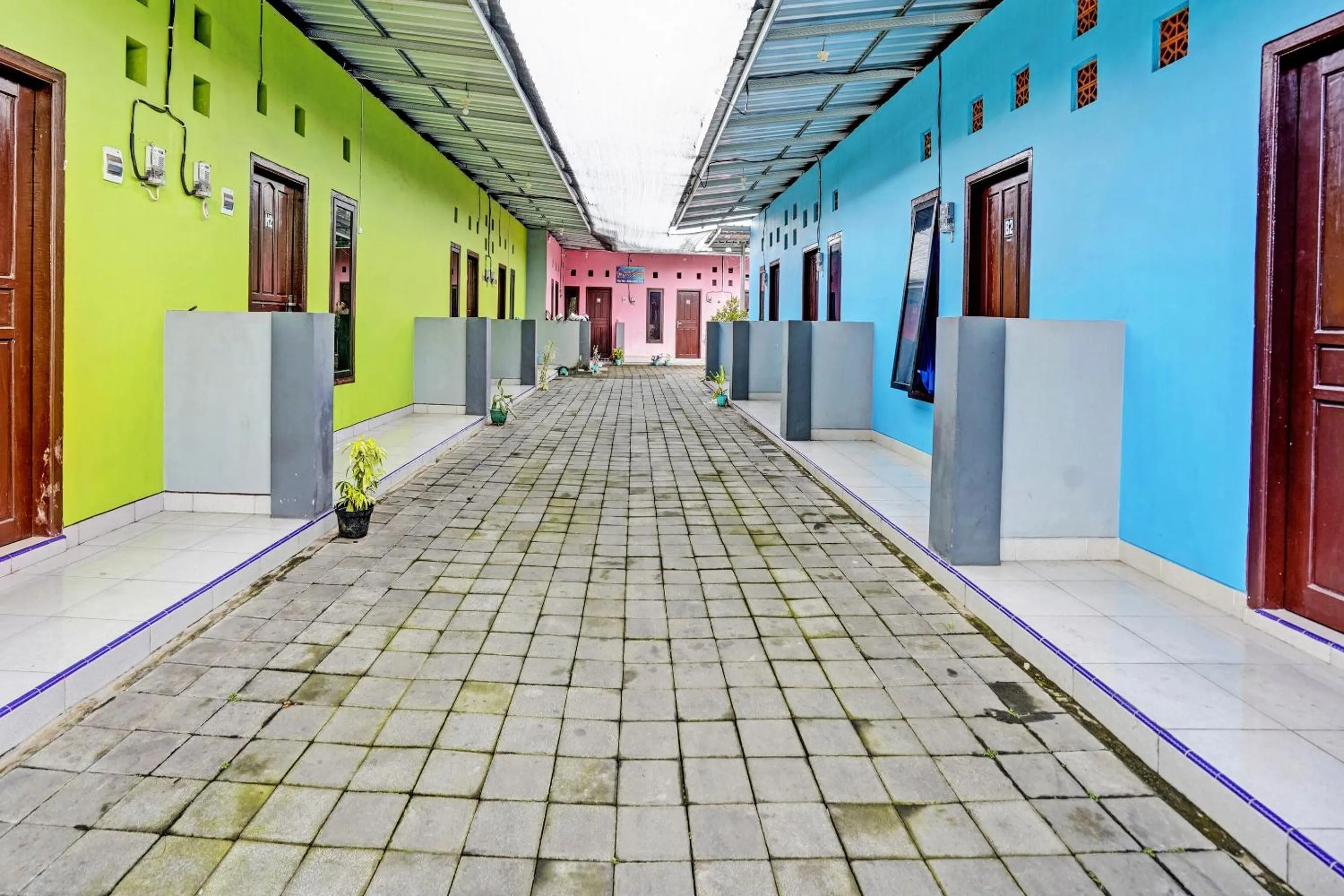 Lobby or reception in Hotel O Gang Songo Syariah HomestayNearWisata Osing