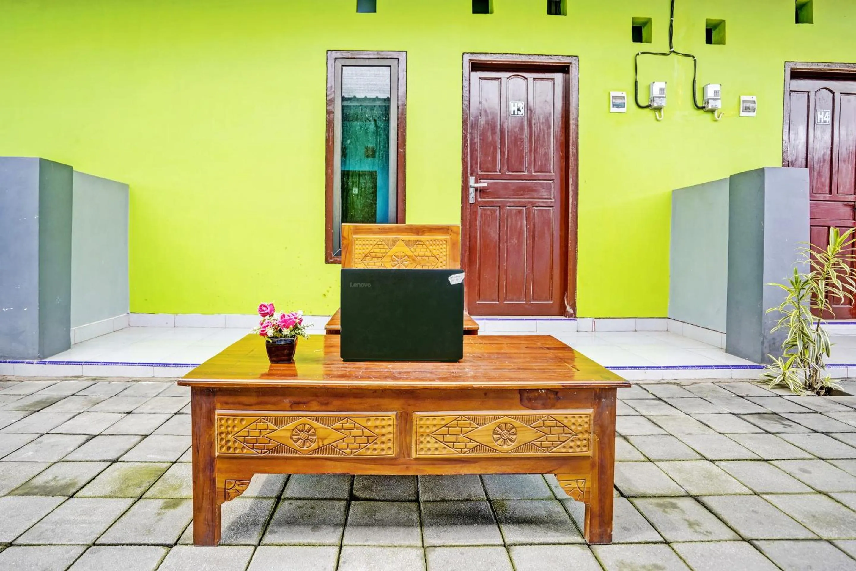 Lobby or reception in Hotel O Gang Songo Syariah HomestayNearWisata Osing