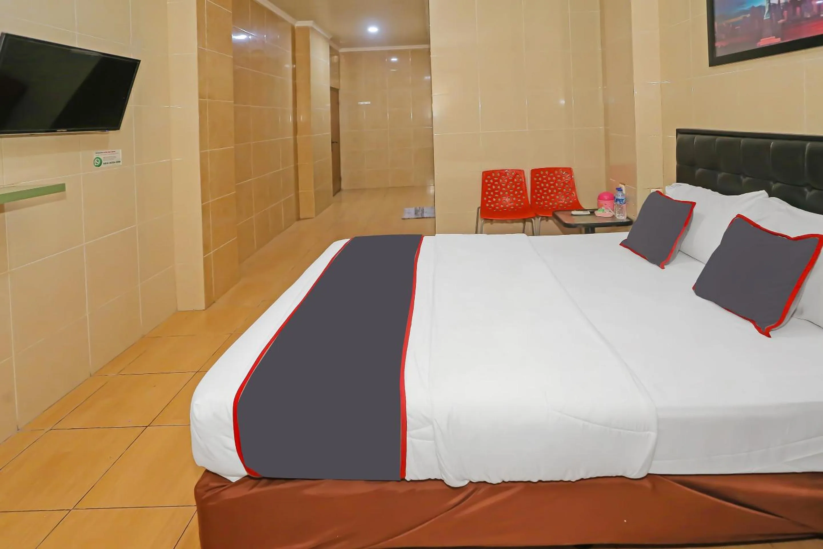 Bedroom, Bed in Hotel O Sion Holiday