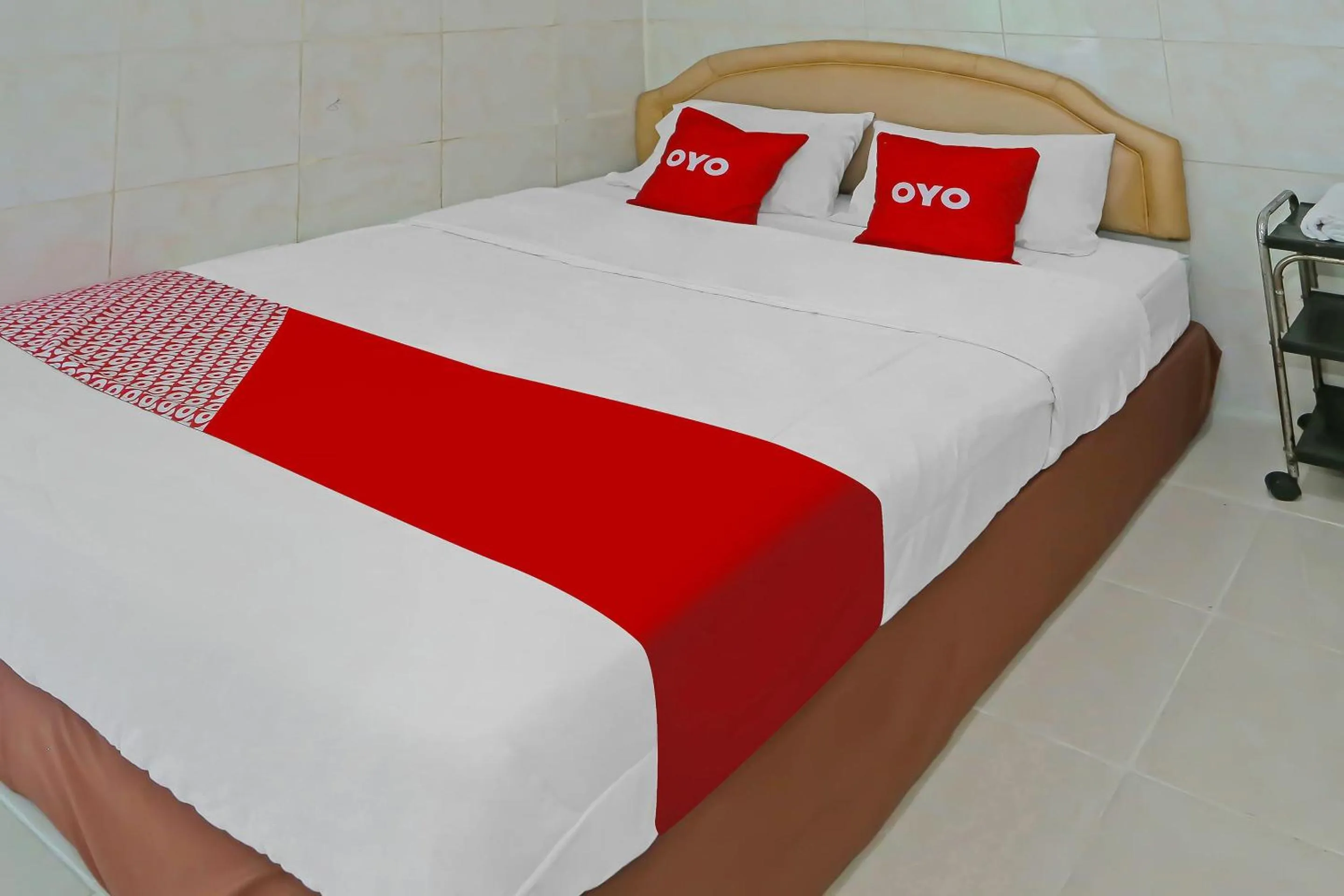 Bedroom, Bed in Hotel O Bintaro