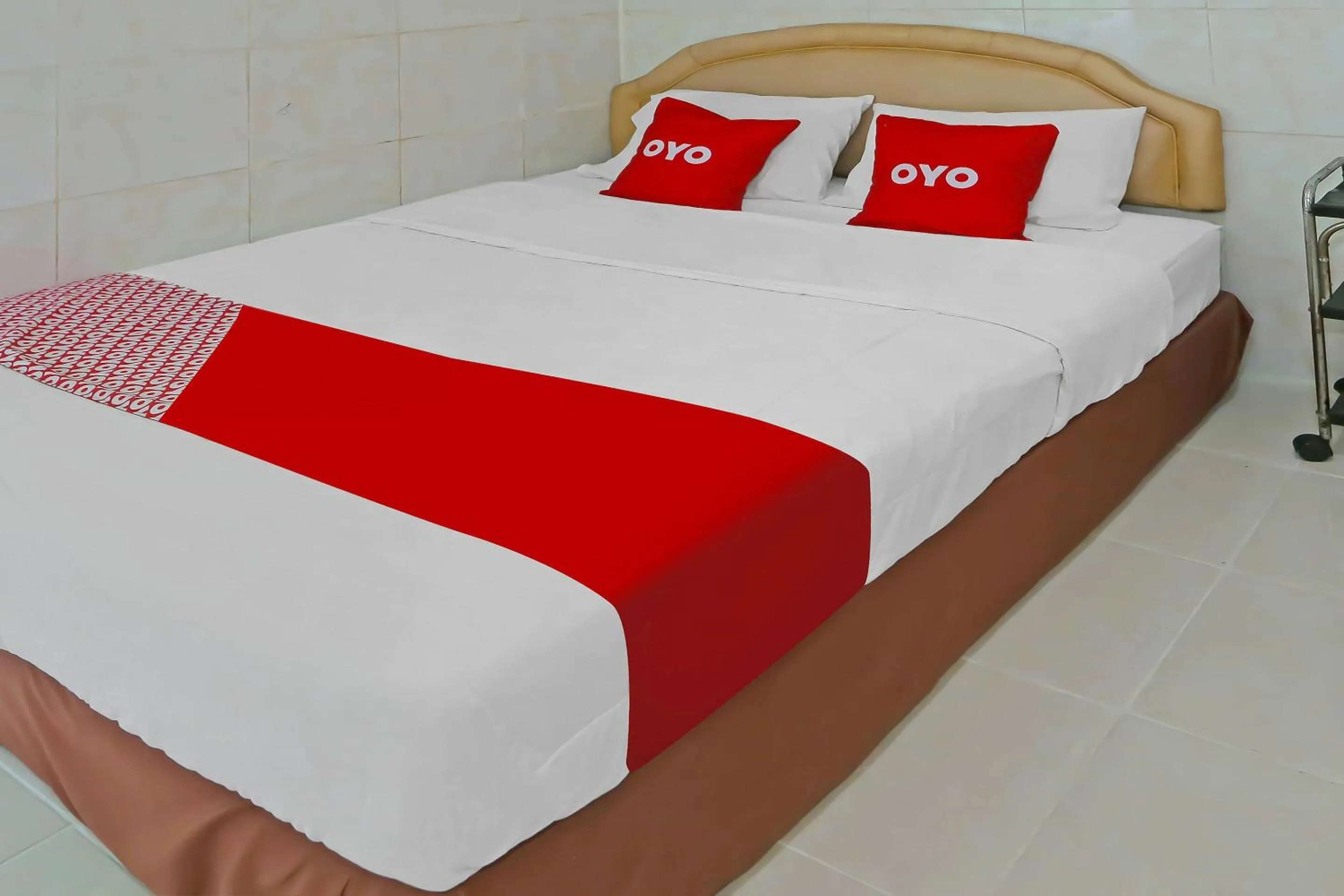 Bedroom, Bed in Hotel O Bintaro