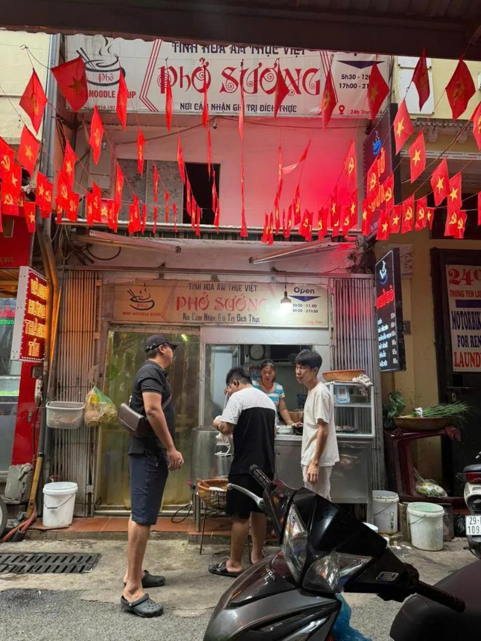 Property building in The Cosy Inn Hanoi