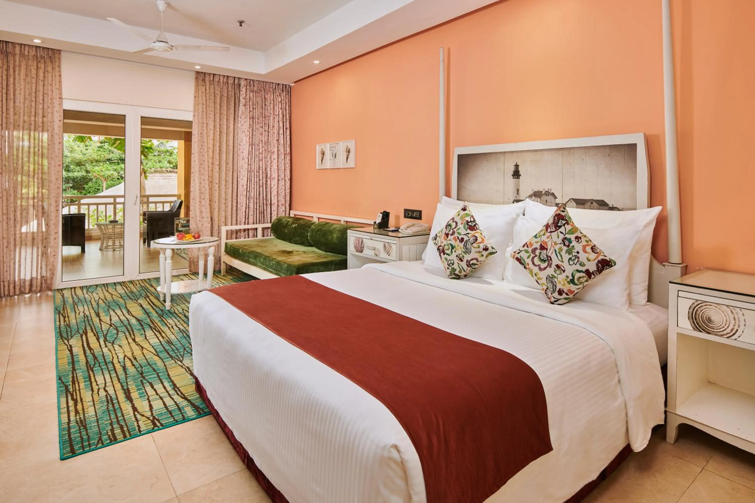 Bed in Mayfair Waves