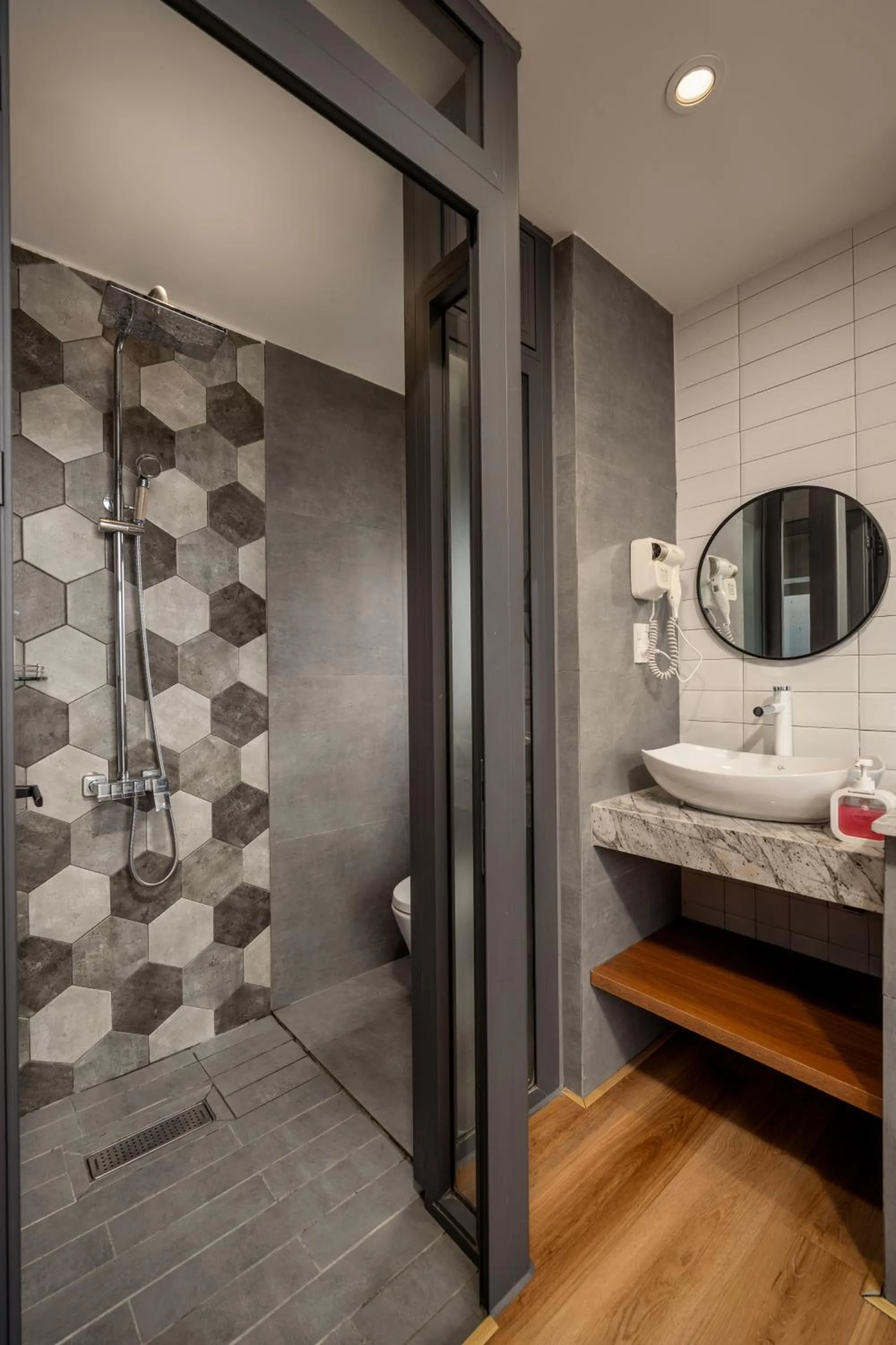 Bathroom in Lantana House Boutique Da Nang