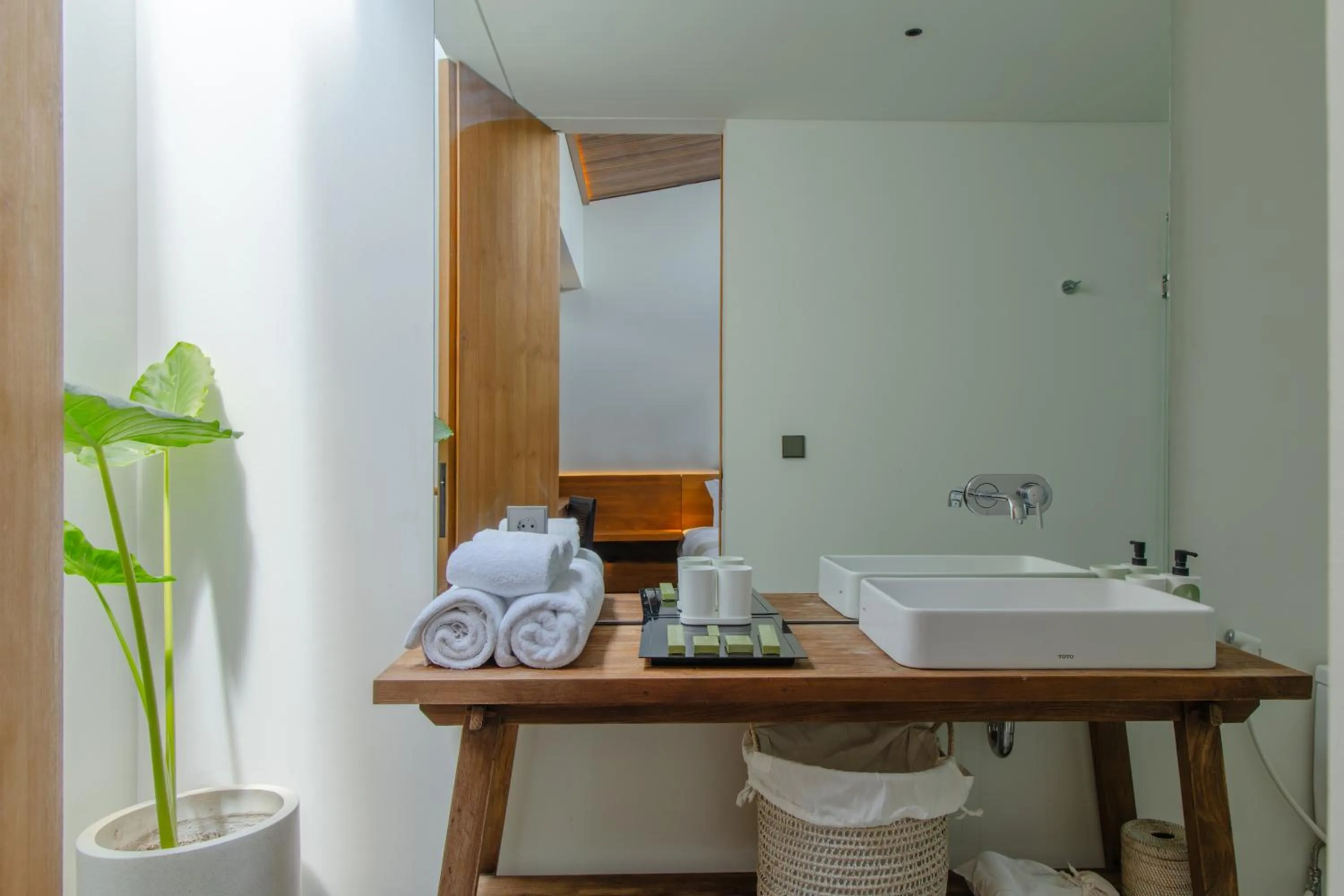 Toilet in Domisili Villas Canggu Bali by Fays Hospitality