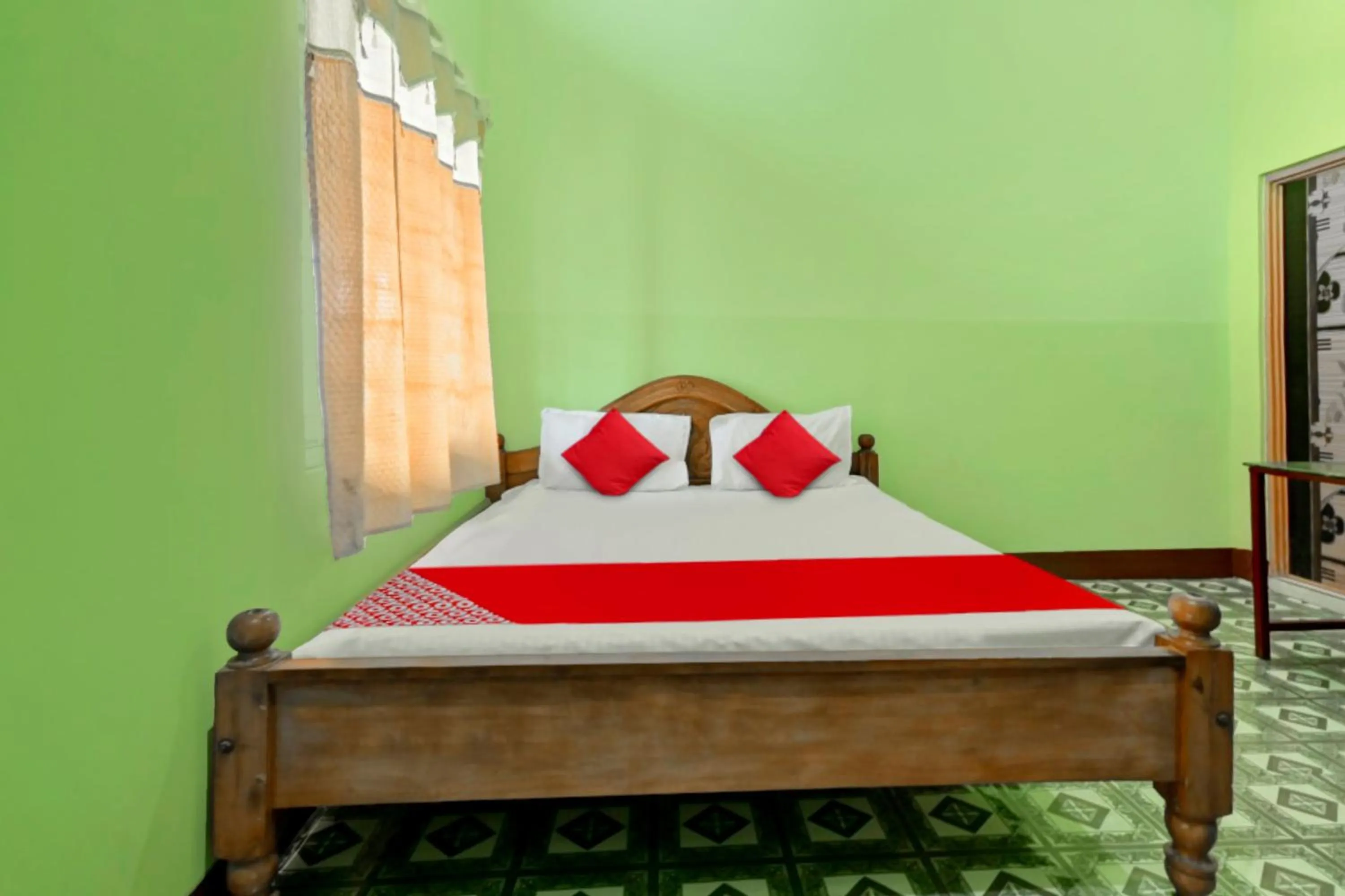 Bedroom, Bed in Hotel O WELCOME RESORT & FAMILY RESTAURANT