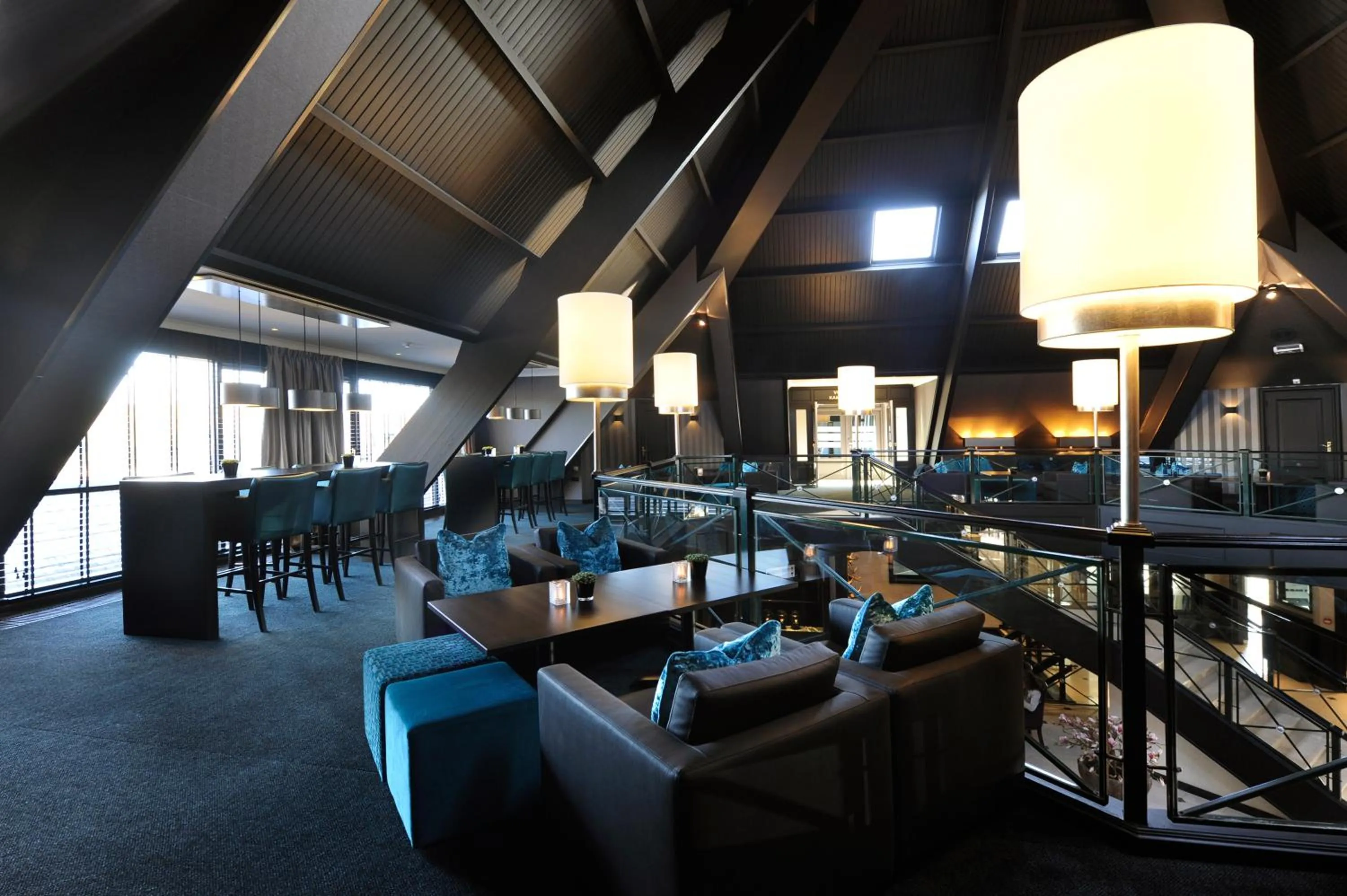 Lounge or bar in Van der Valk Hotel Gilze-Tilburg