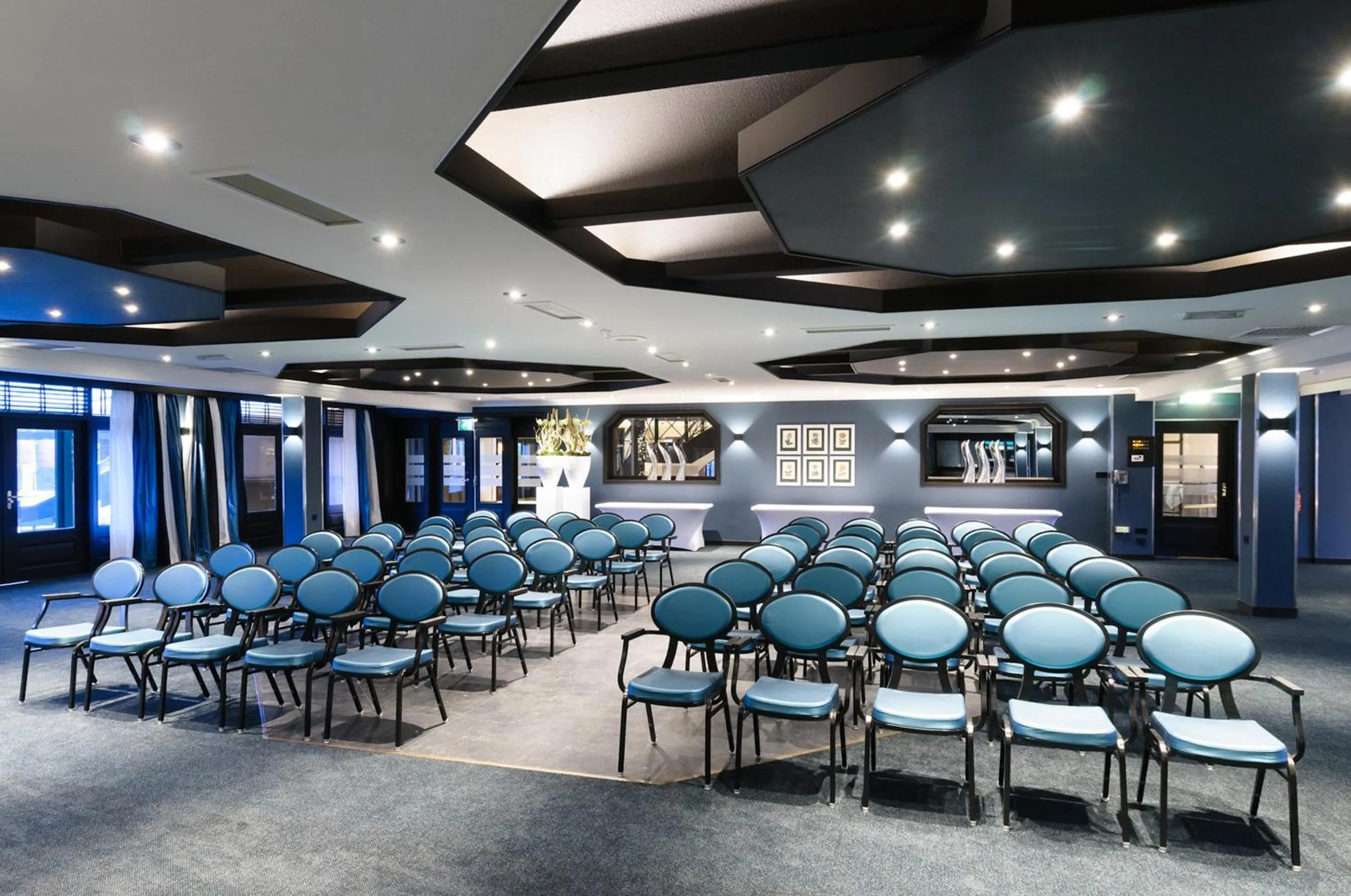 Business facilities in Van der Valk Hotel Gilze-Tilburg