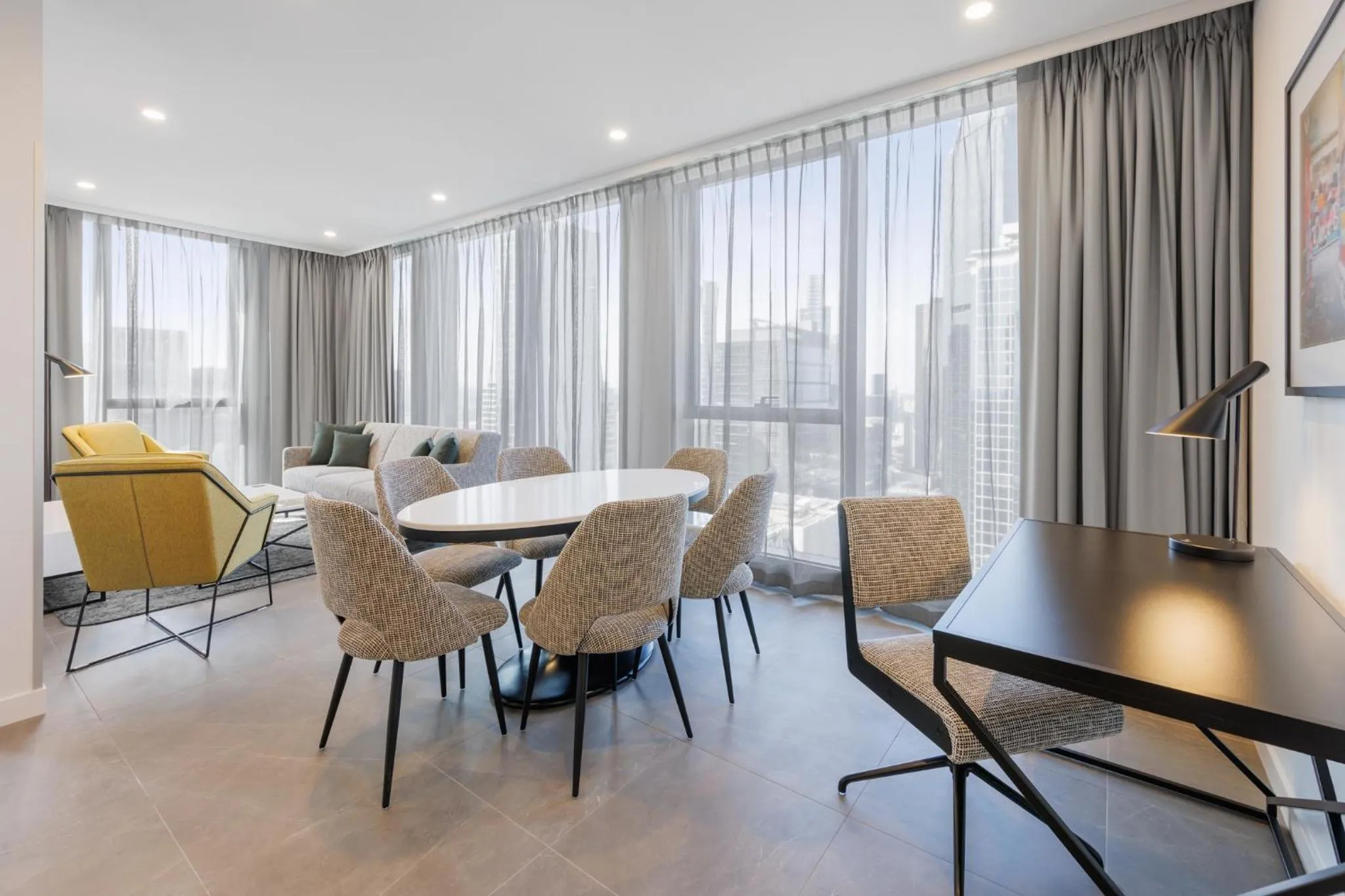 Dining area in Meriton Suites Melbourne